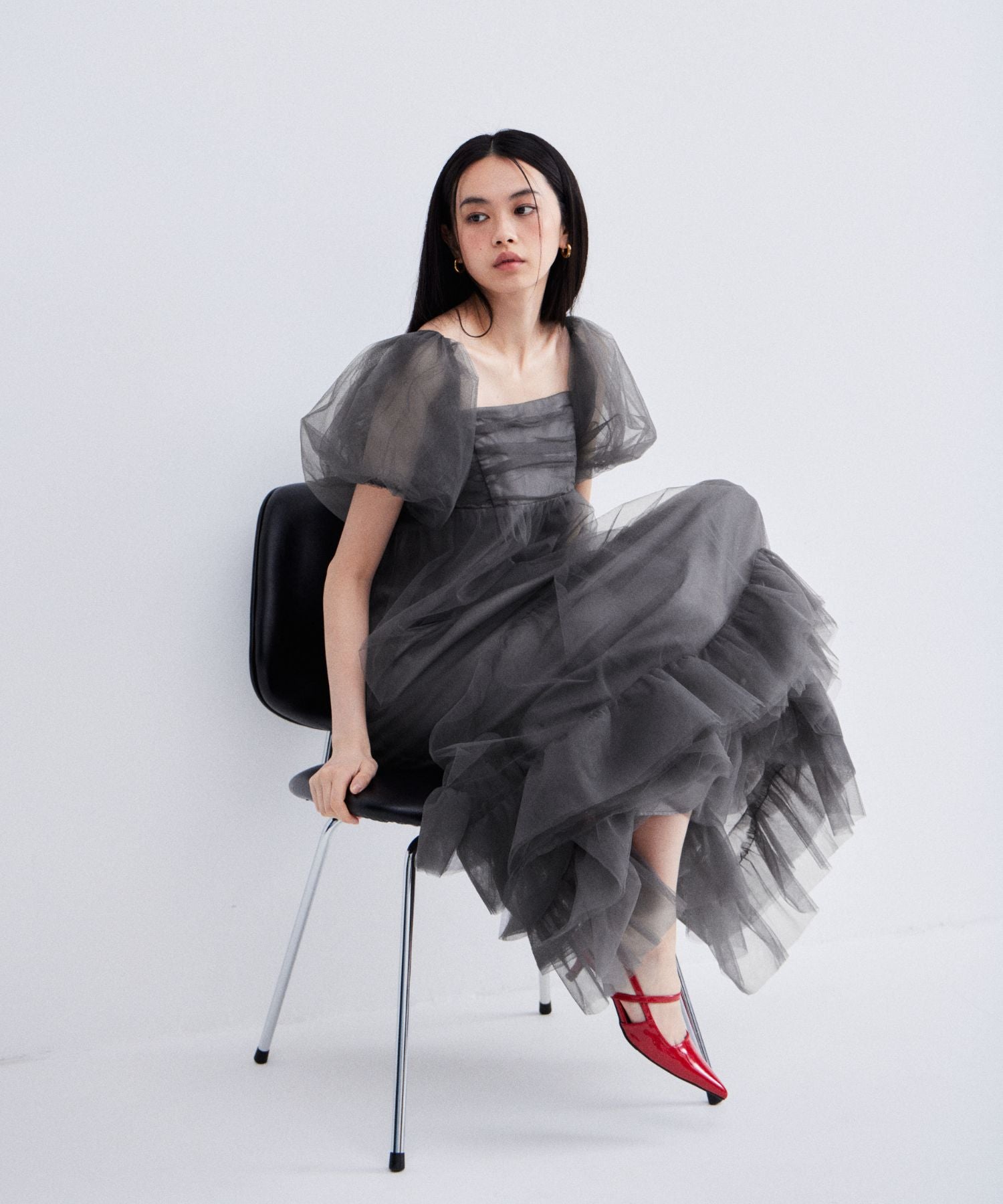 VOLUME TULLE PUFF SLEEVE DRESS