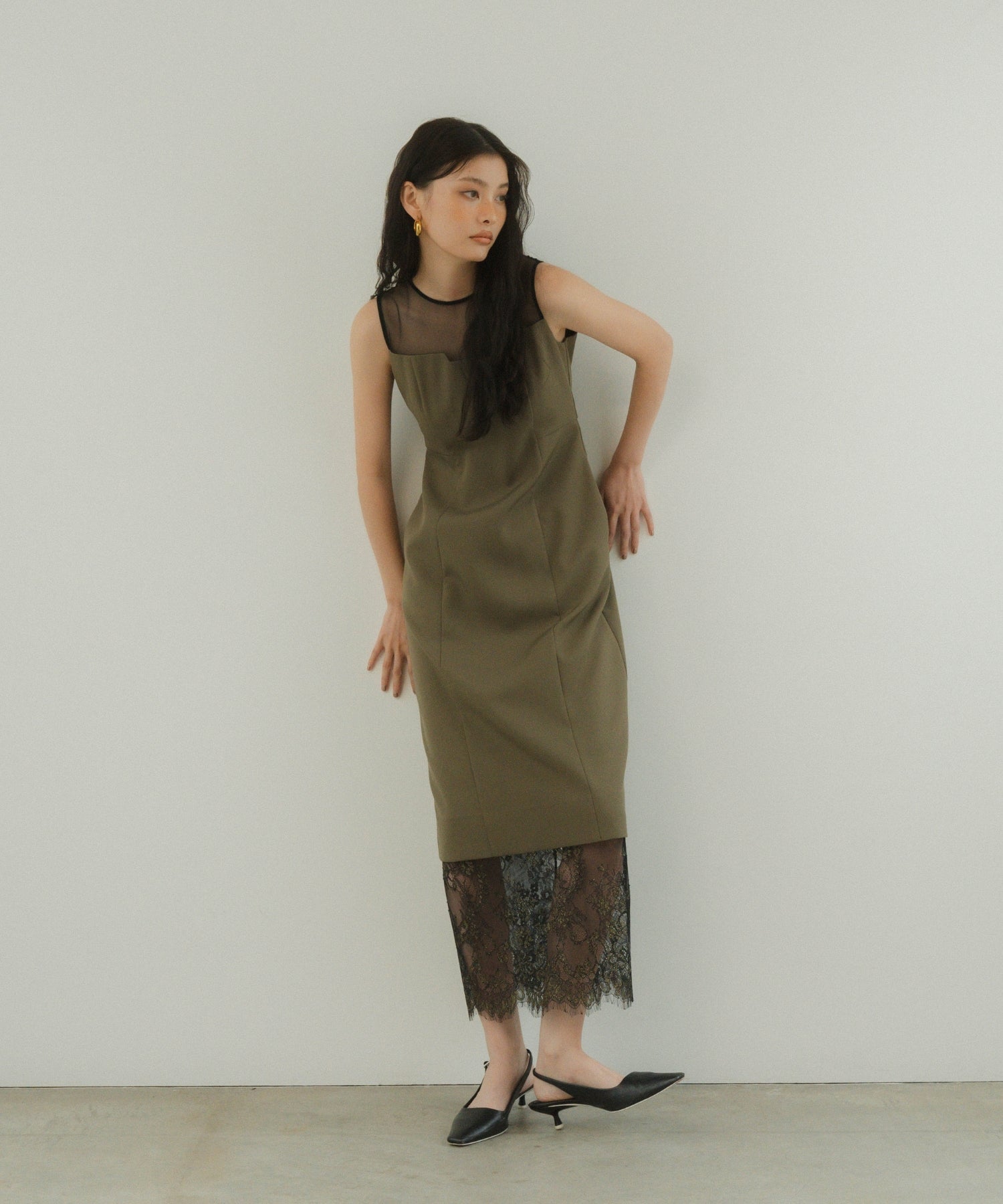 HEM LACE DRESS