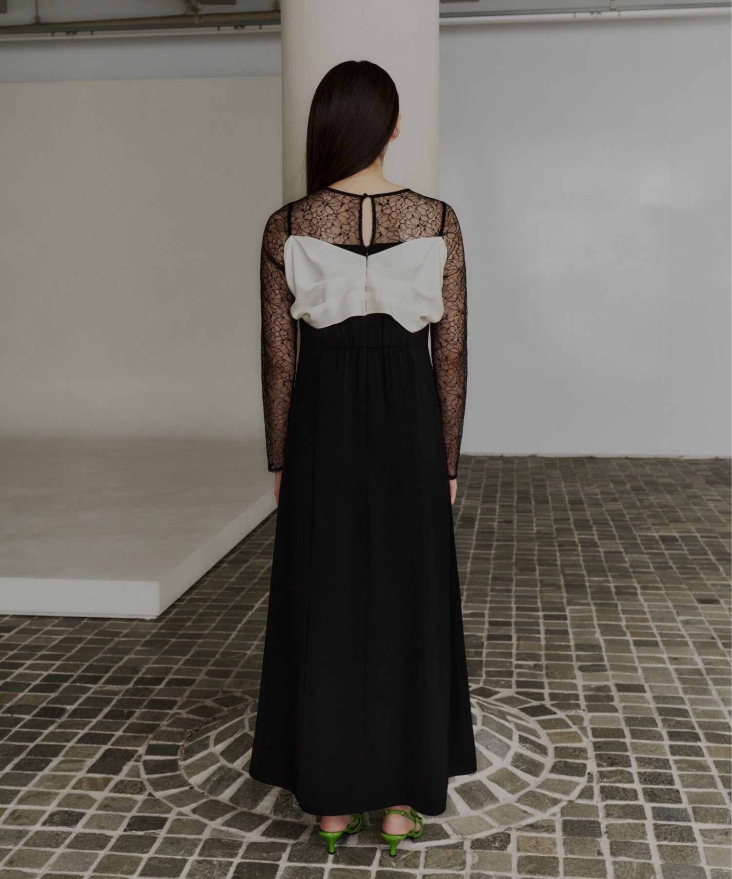 BIG RIBBON DRESS