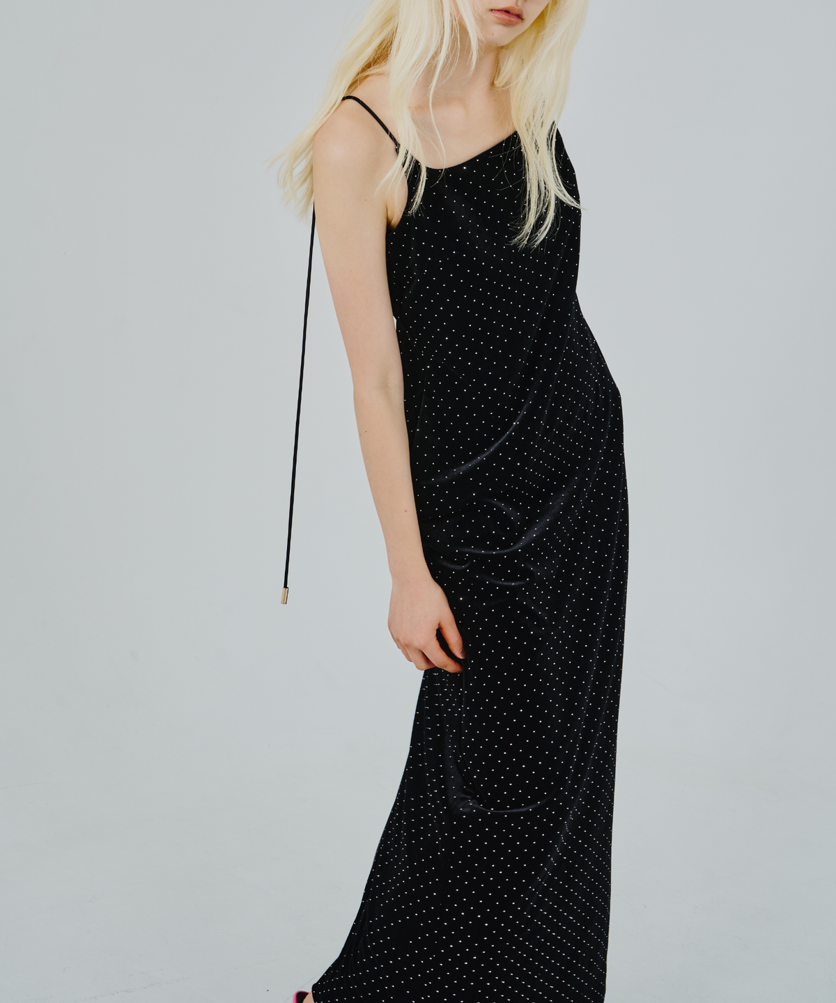 CURVED SQUARE VELOUR DRESS
