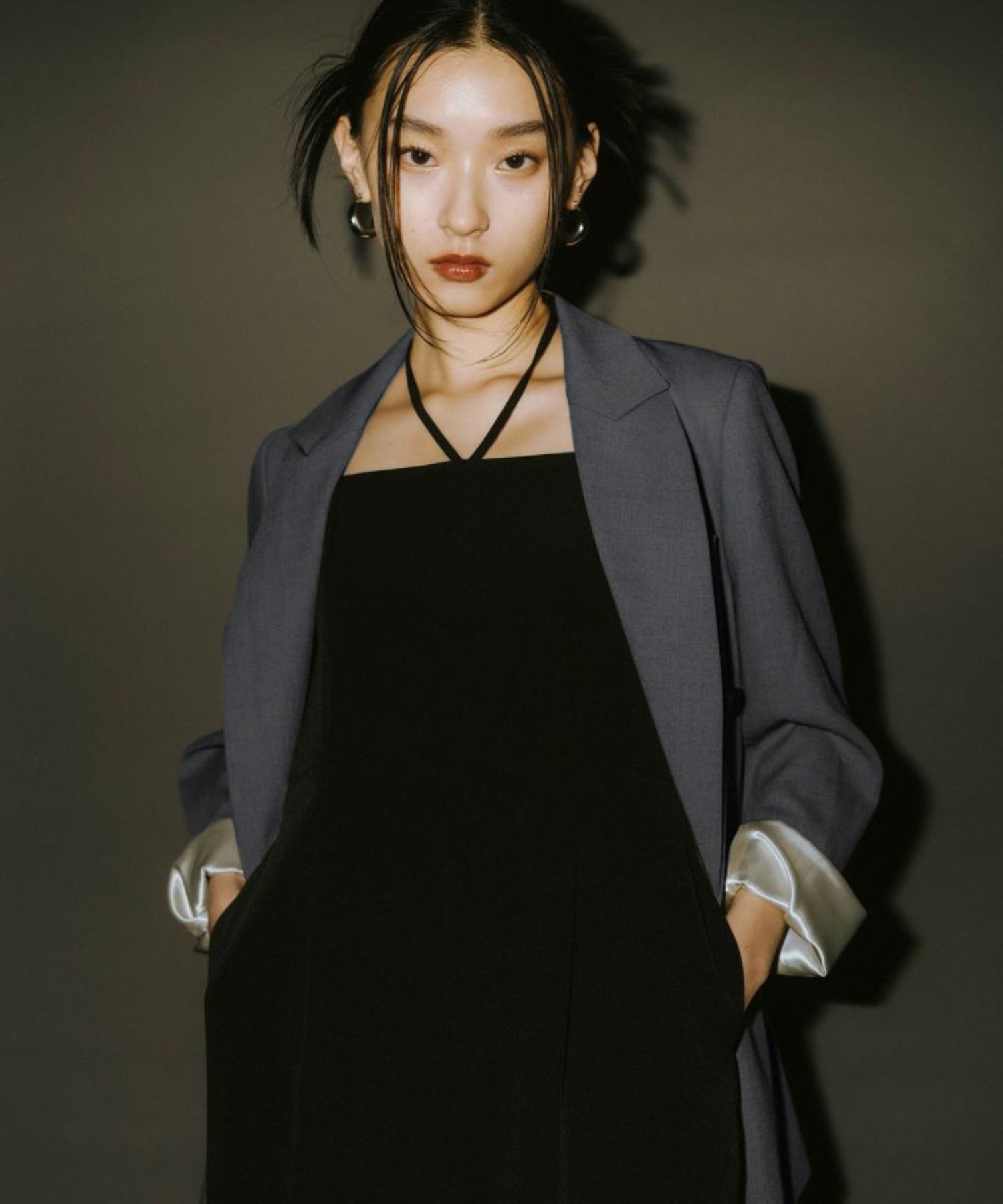 PEAKED LAPEL JACKET