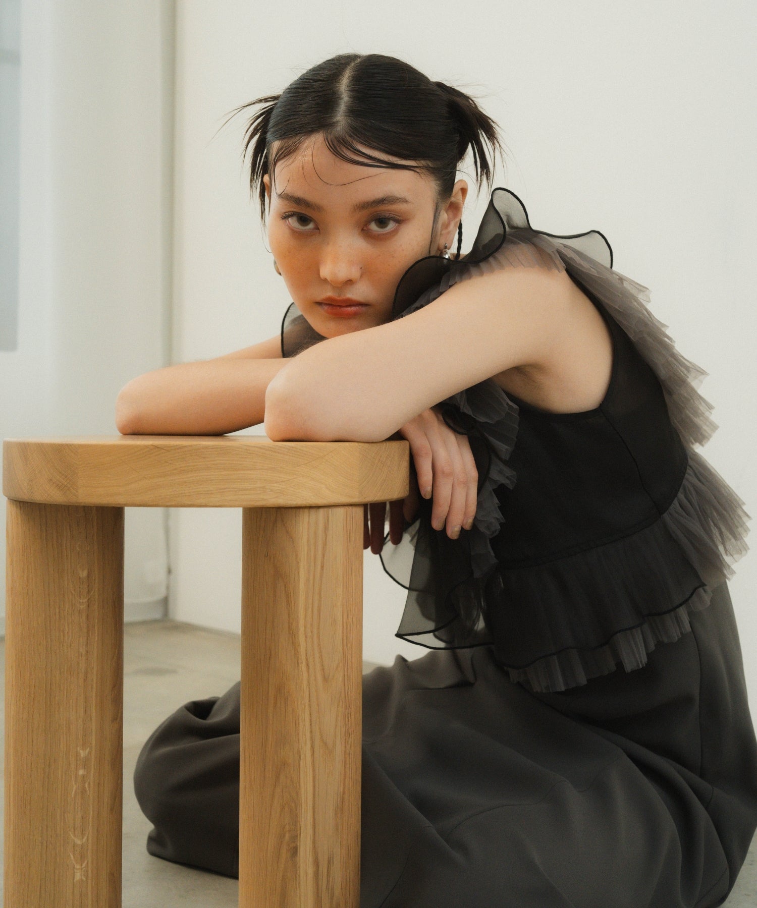 PLEATS TULLE DRESS