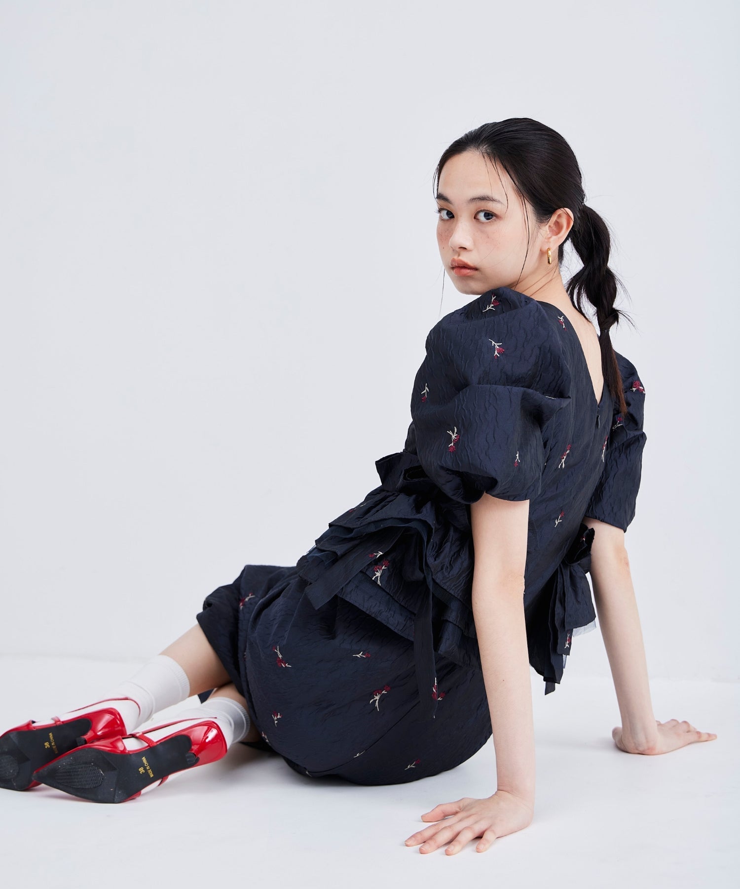 【POPUP】BLOSSOM FRILL DRESS