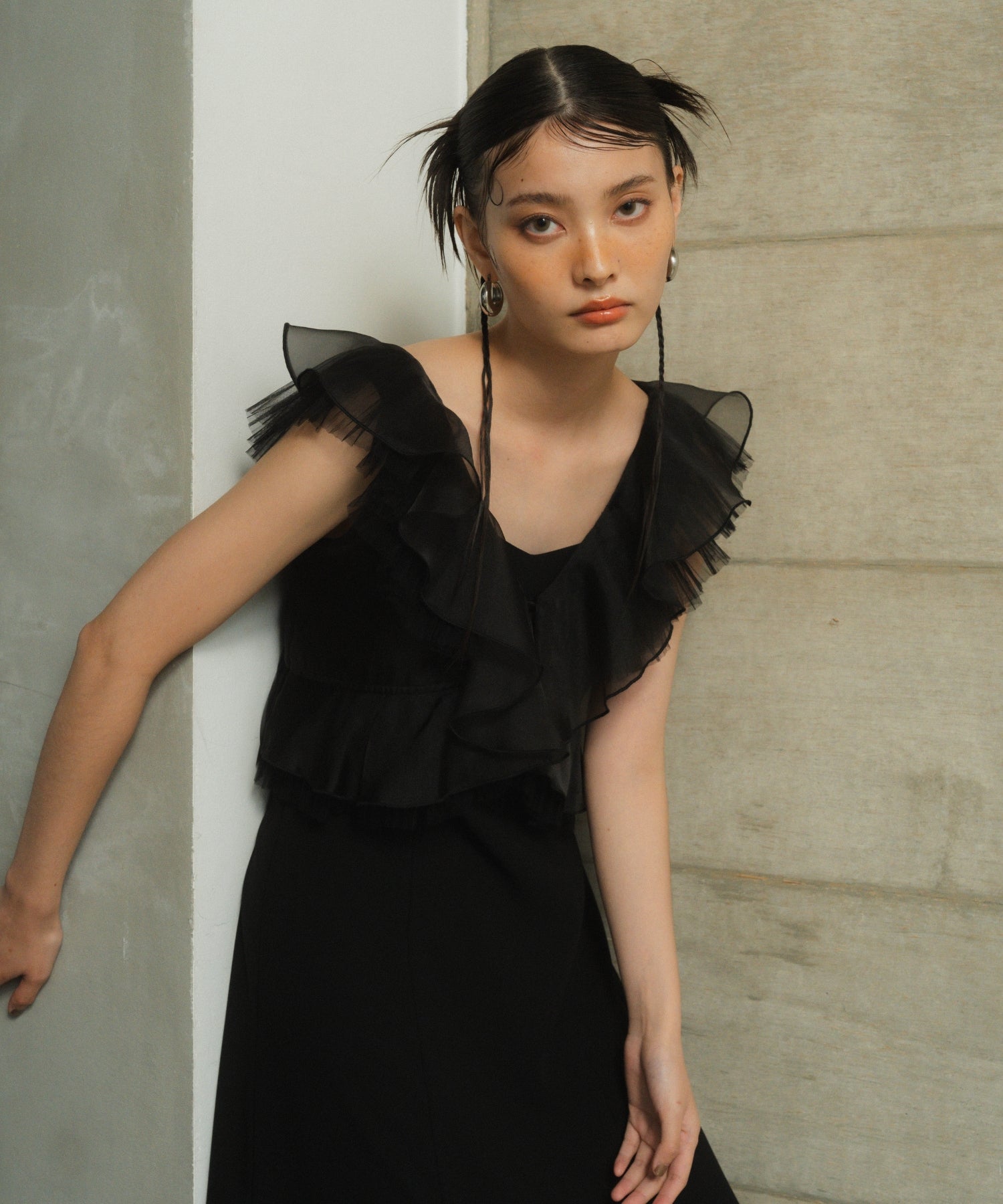 PLEATS TULLE DRESS
