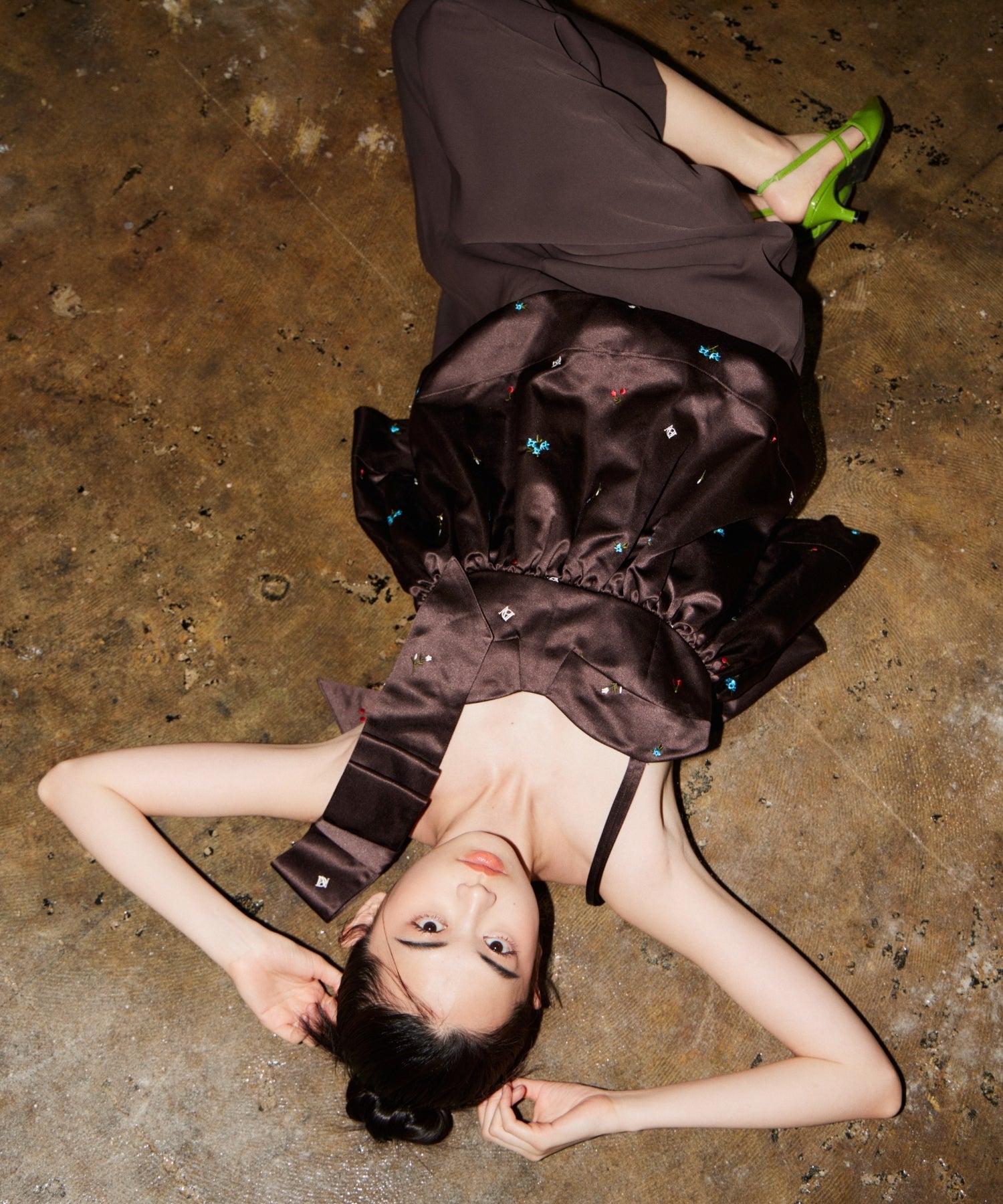 【POPUP】ASYMMETRY RIBBON SET UP
