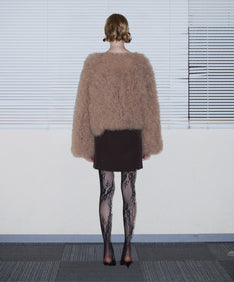 VOLUME TULLE JACKET  ベージュ 背面全身