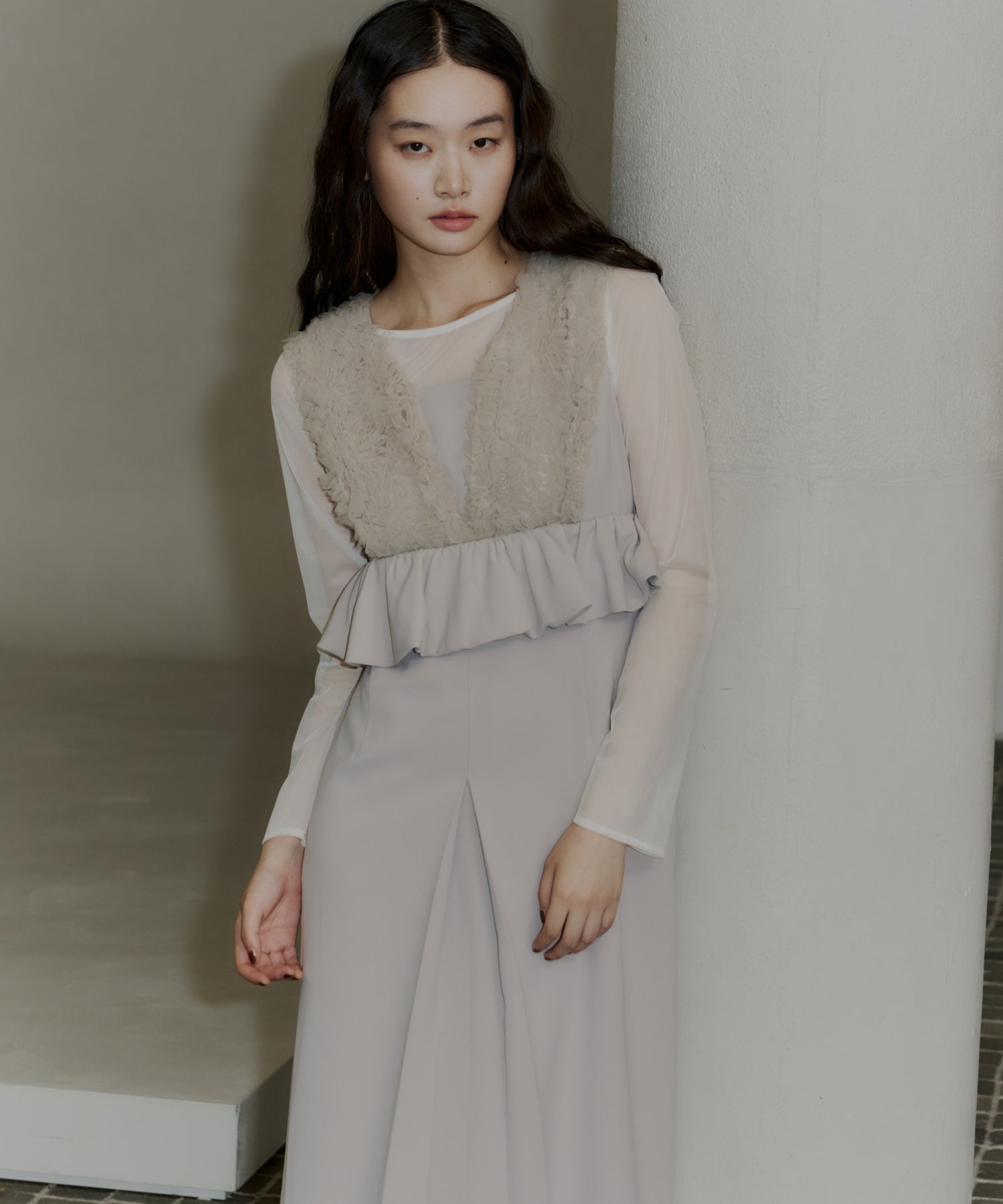 VOLUME TULLE PEPLUM DRESS