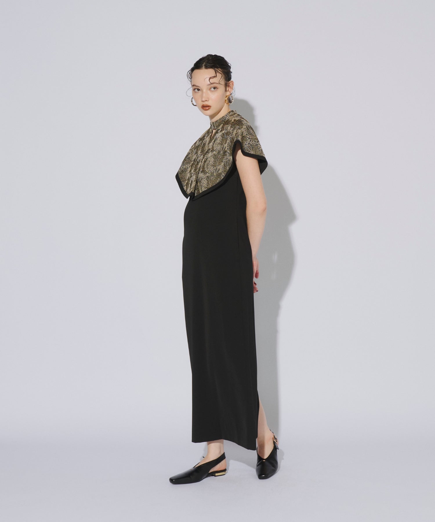 EMBROIDERY CAPE DRESS