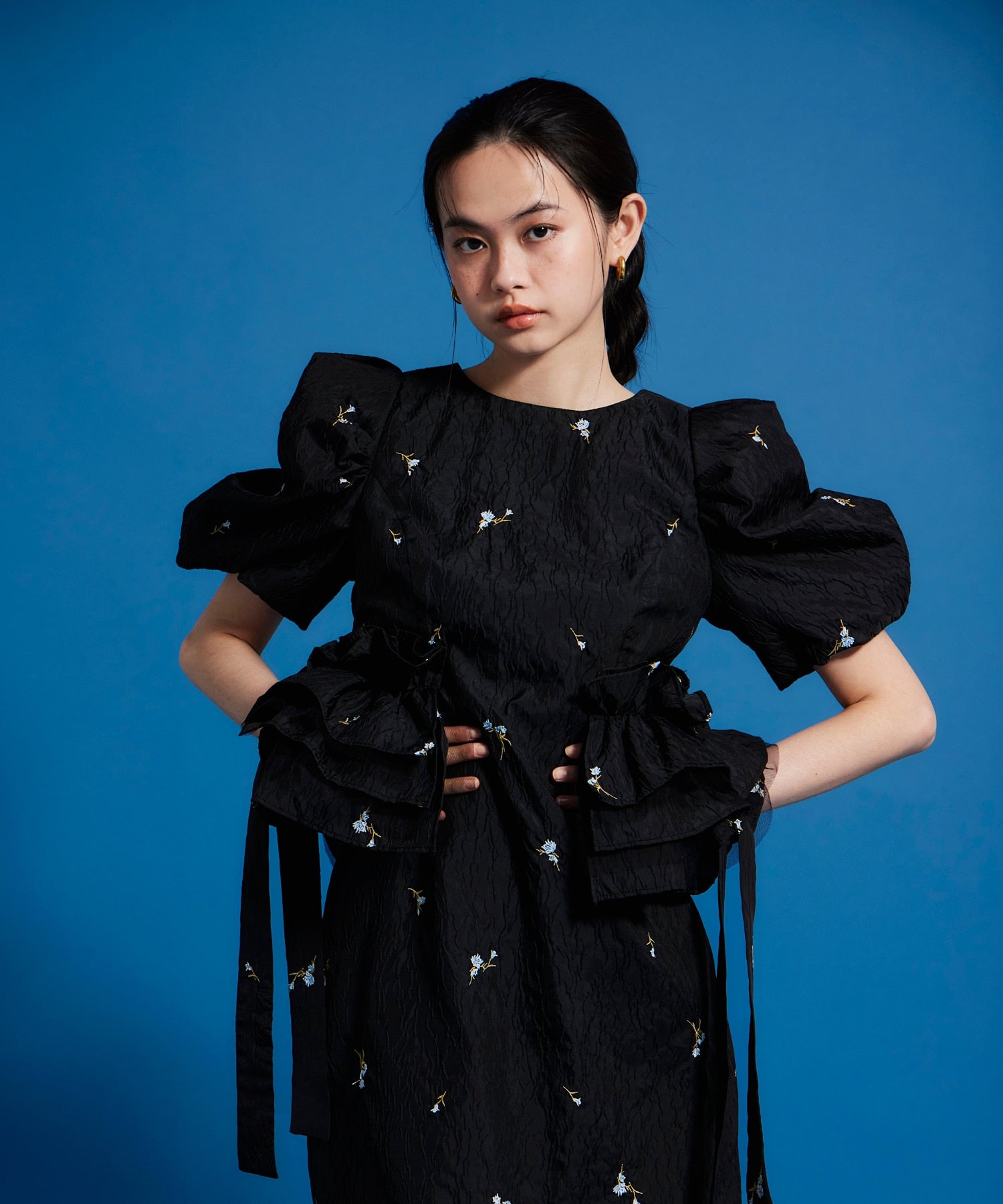 【POPUP】BLOSSOM FRILL DRESS