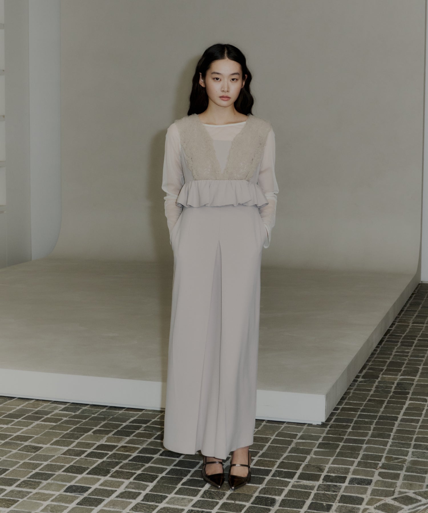 VOLUME TULLE PEPLUM DRESS