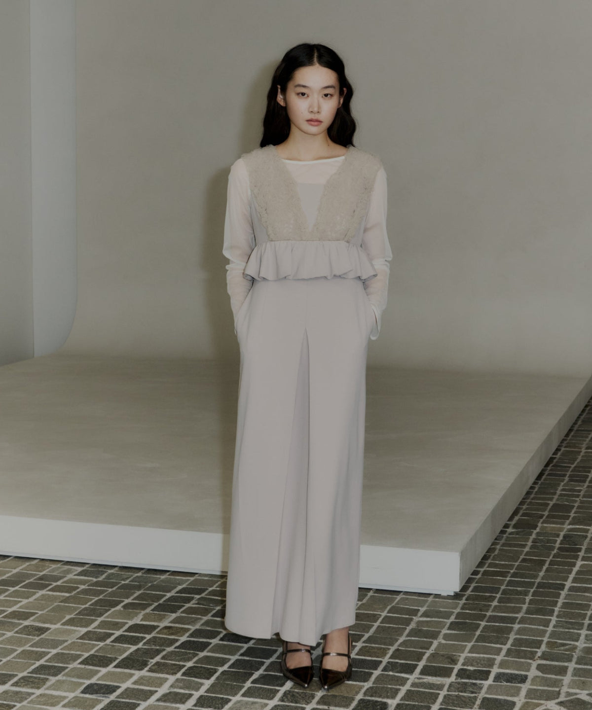 VOLUME TULLE PEPLUM DRESS