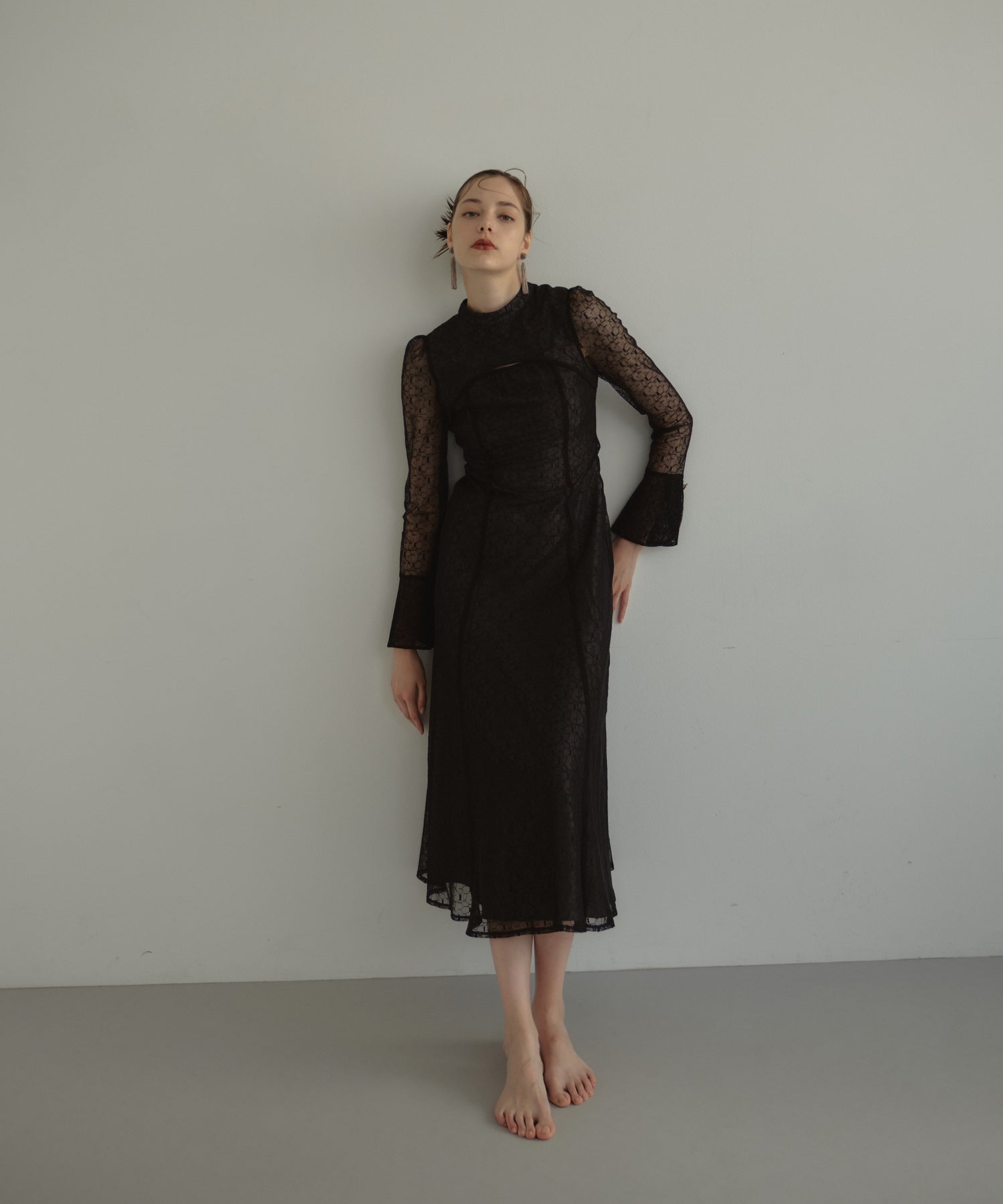 BACK OPEN GEOMETRIC DRESS