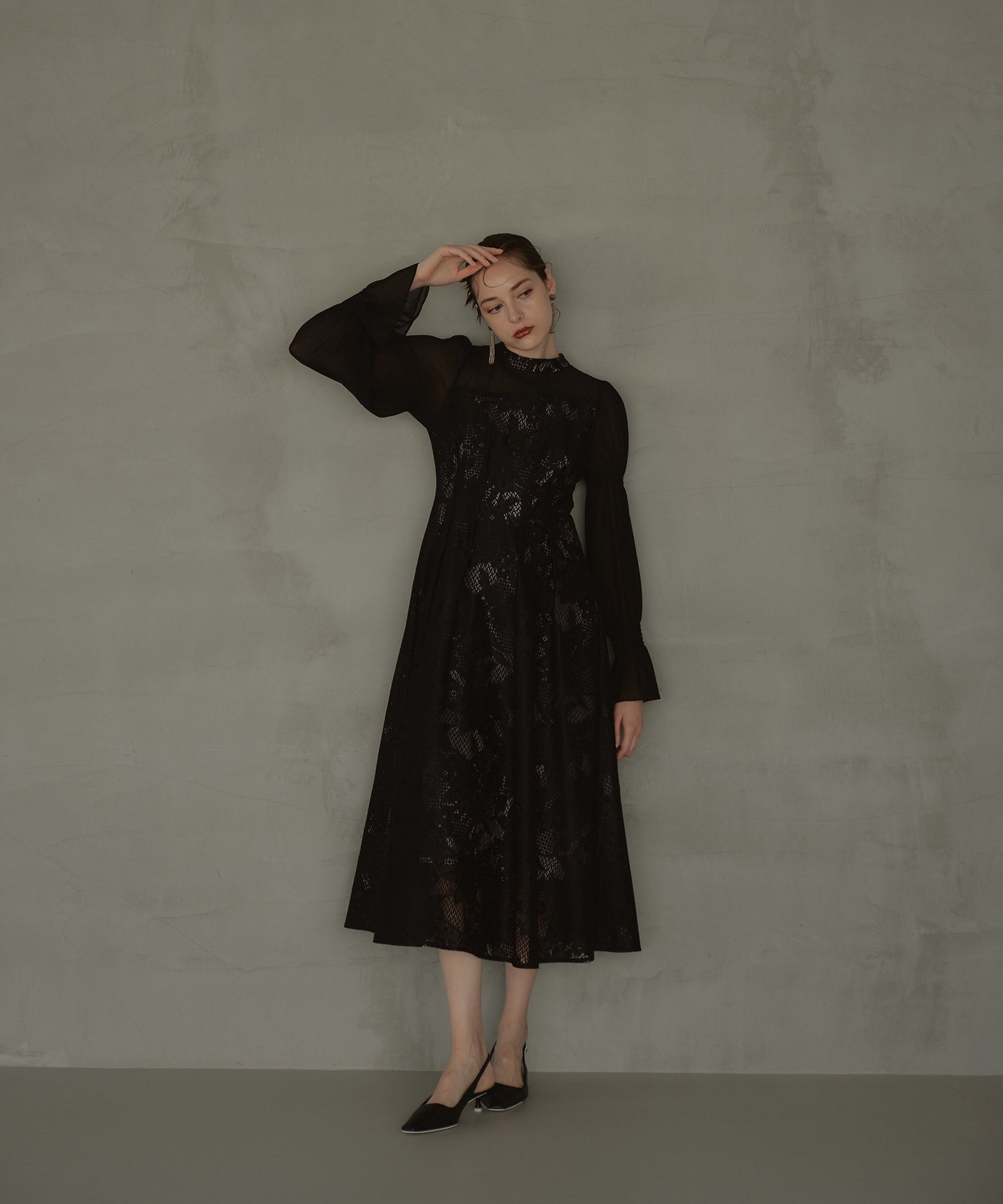 ASYMMETRY TACK DRESS