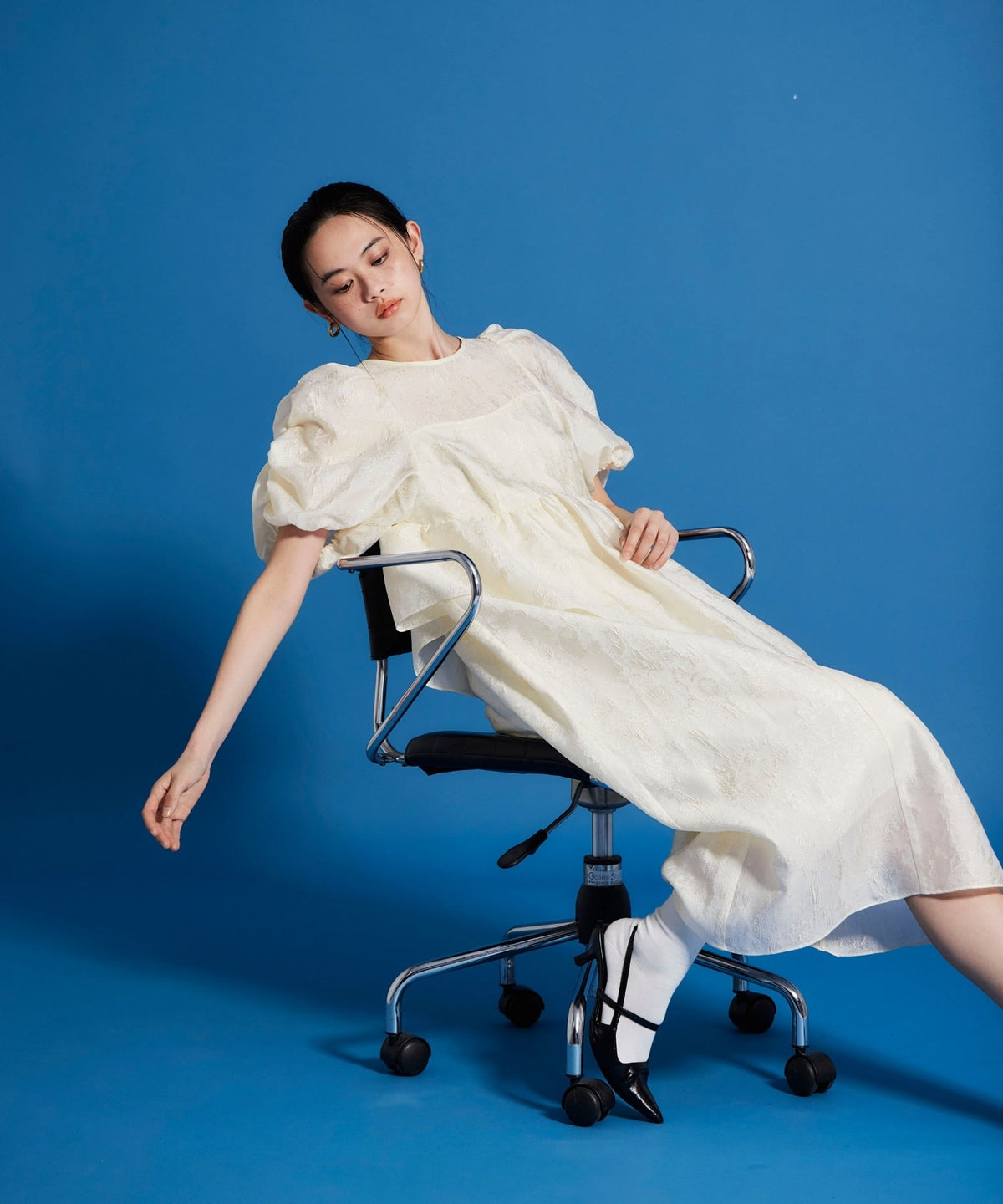 【POPUP】BUBBLE SLEEVE JACQUARD DRESS