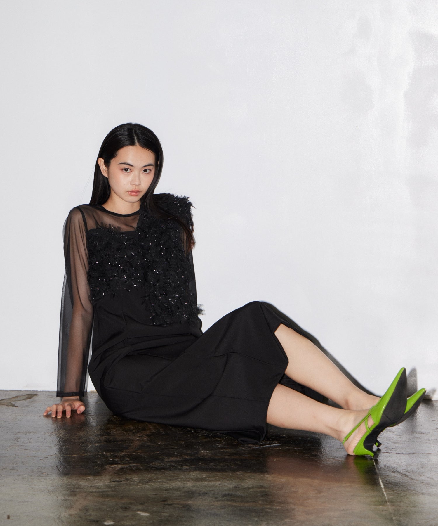 FRINGE GLITTER KNOT DRESS