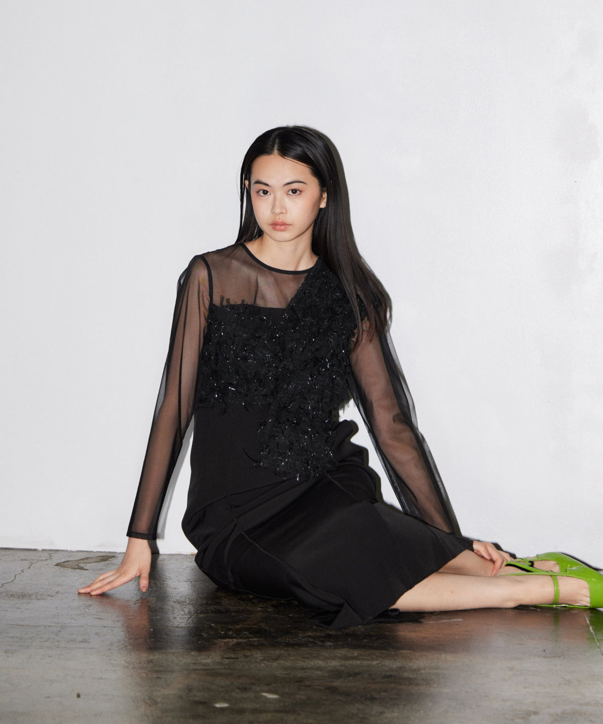 FRINGE GLITTER KNOT DRESS