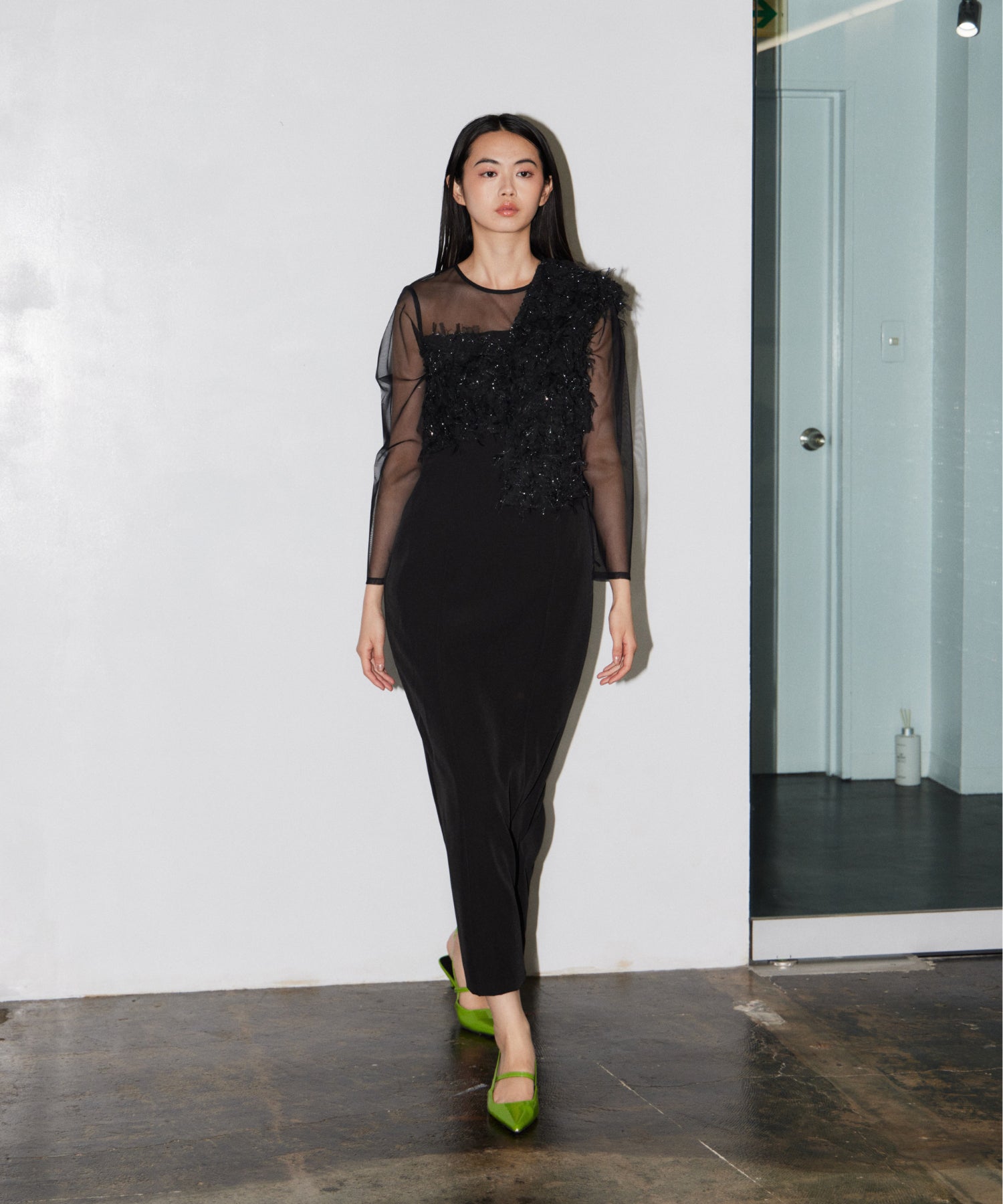 FRINGE GLITTER KNOT DRESS