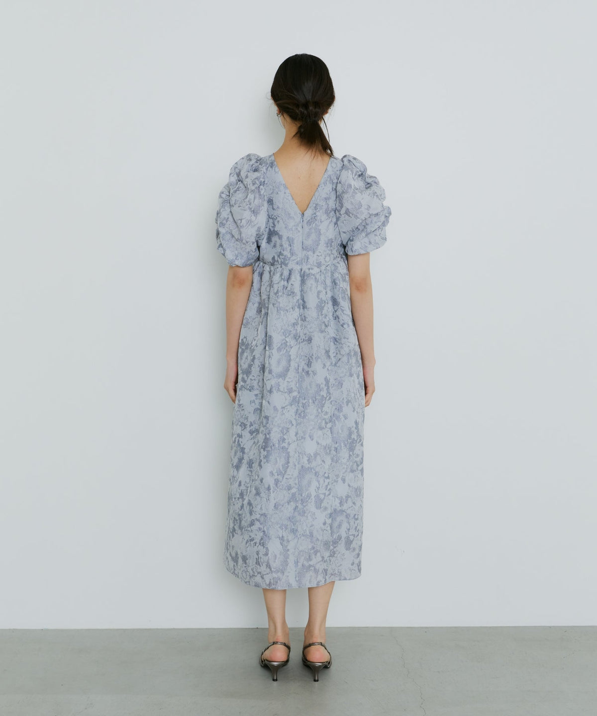 【POPUP】BUBBLE SLEEVE JACQUARD DRESS