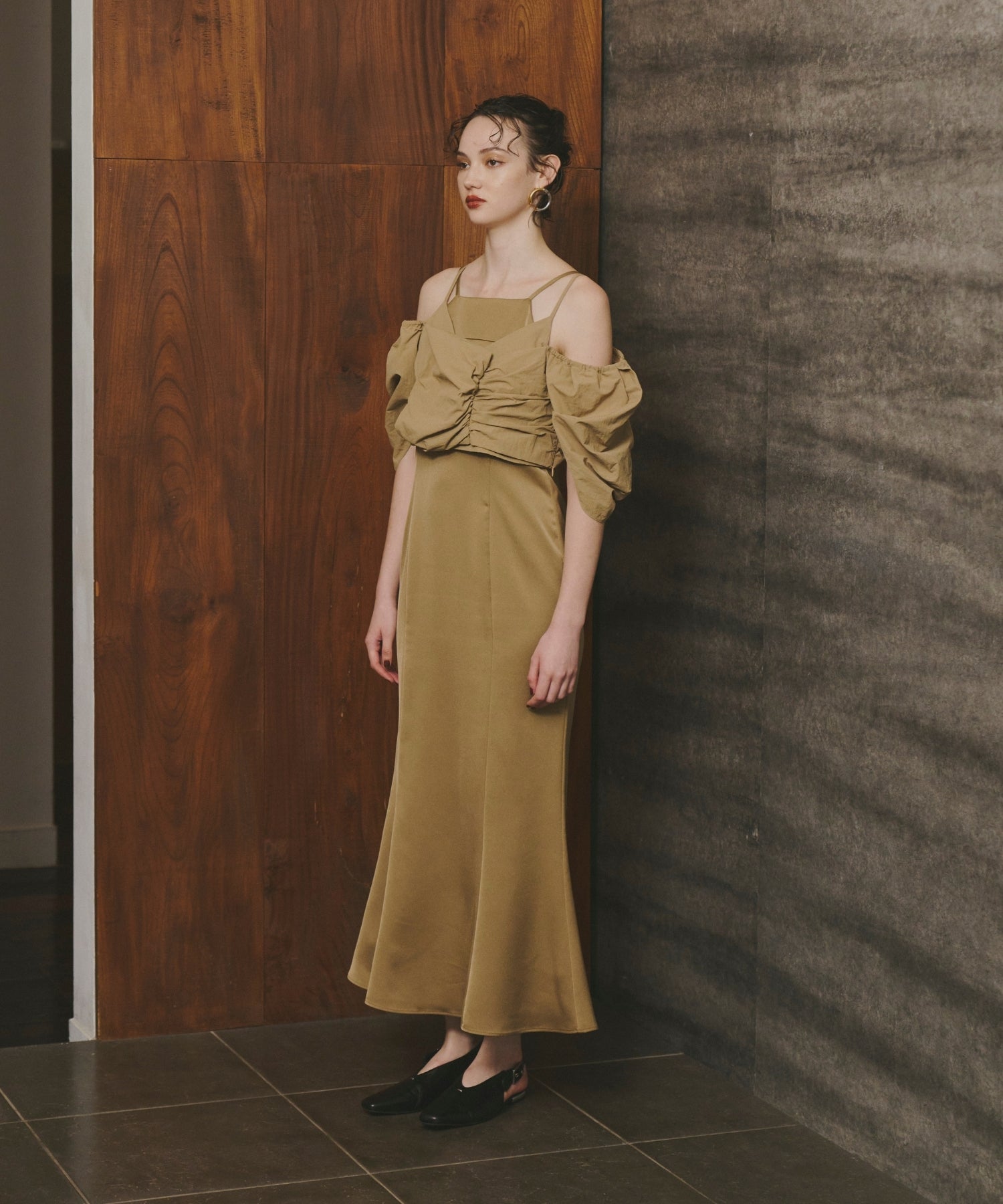 DETAIL TOPS SET DRESS