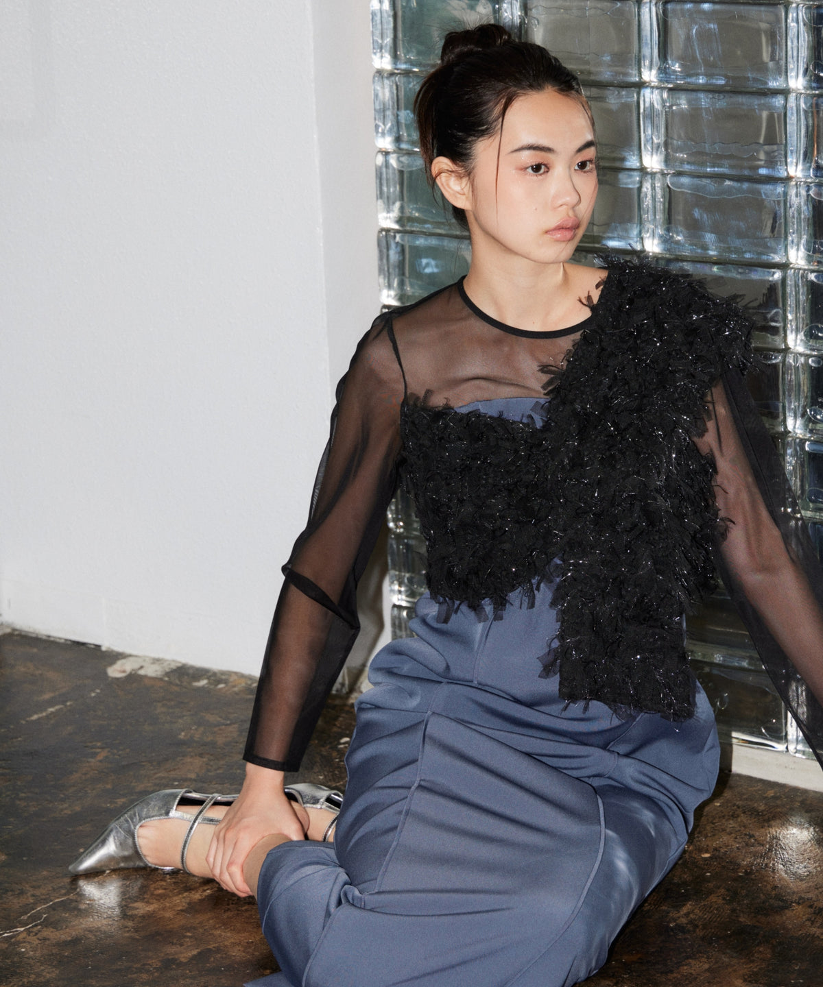 FRINGE GLITTER KNOT DRESS