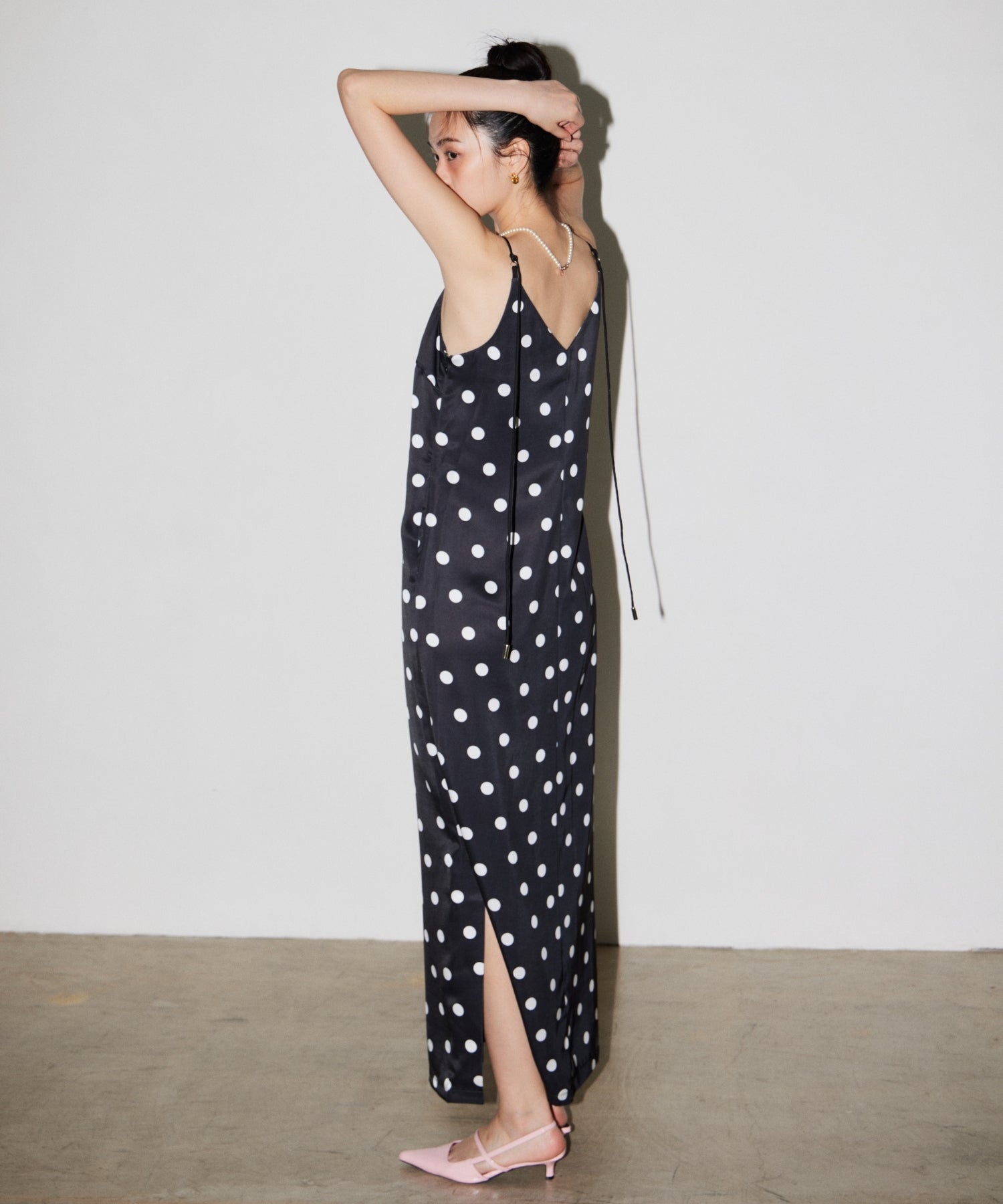 【POPUP】MINIMAL DOT SATIN DRESS