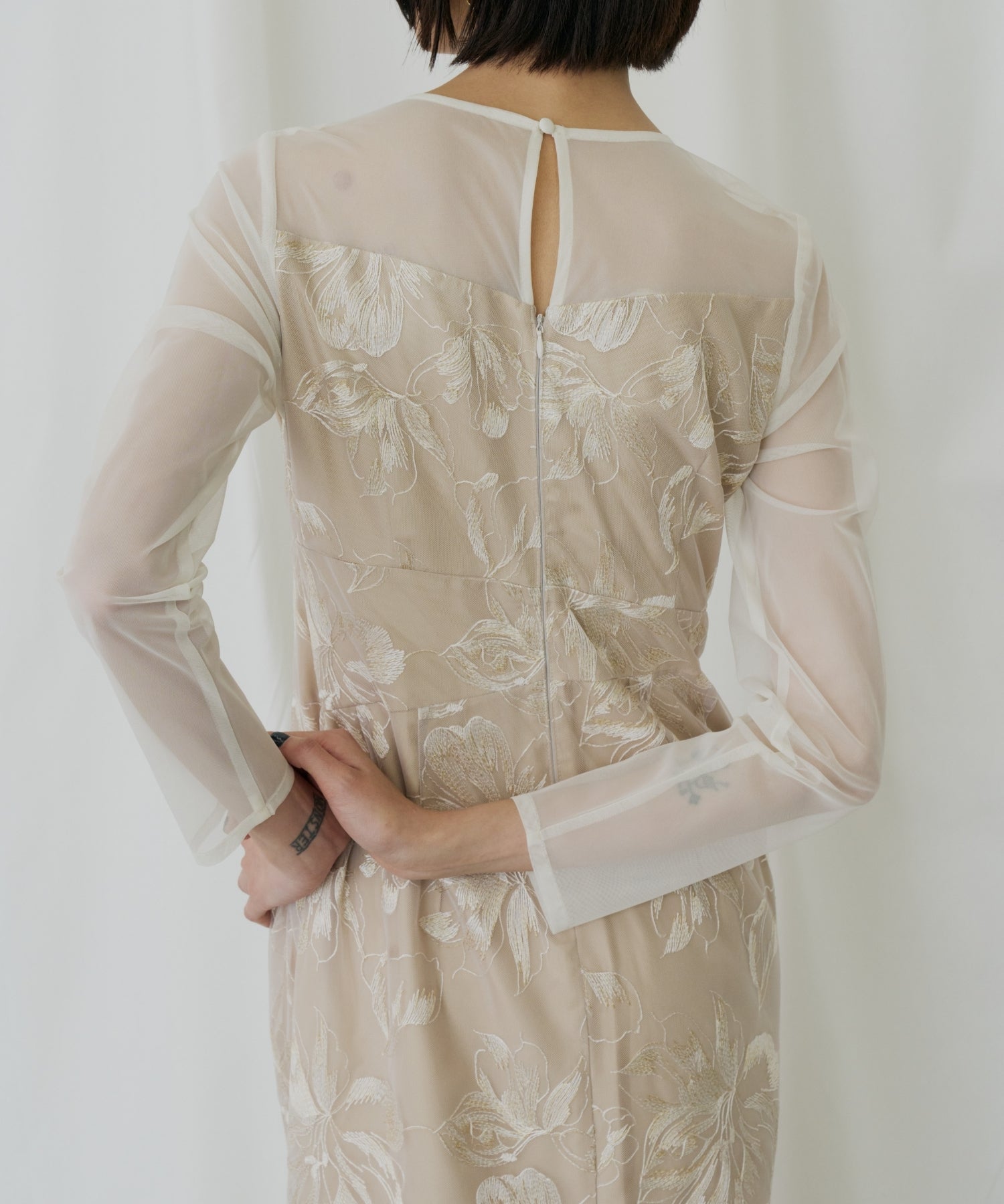 PLEATED FRONT FLOWER DRESS
