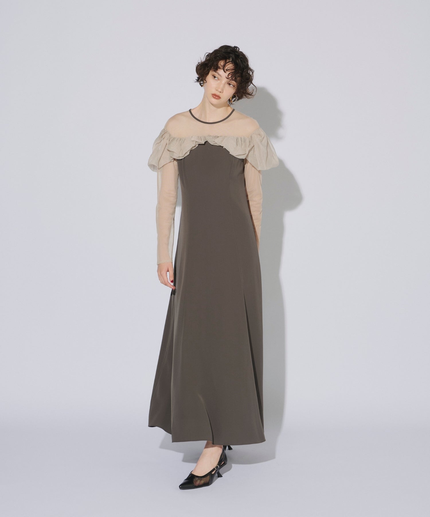 FRILLS FLARE DRESS