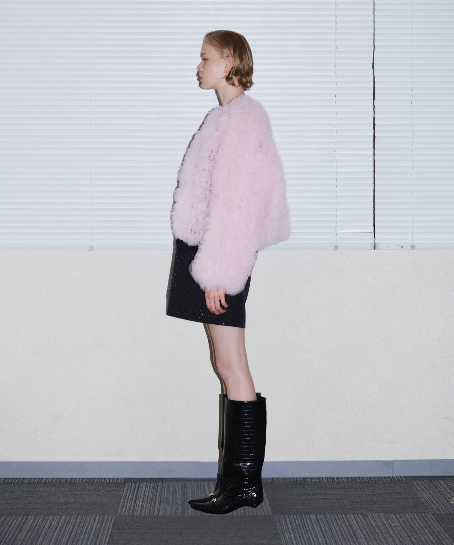 VOLUME TULLE JACKET ピンク 横全身