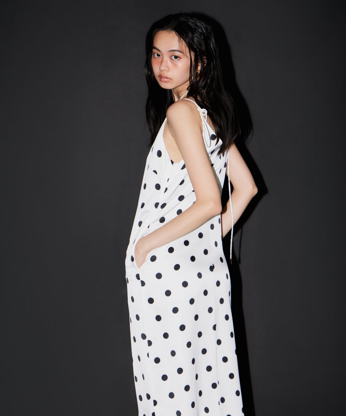【POPUP】MINIMAL DOT SATIN DRESS