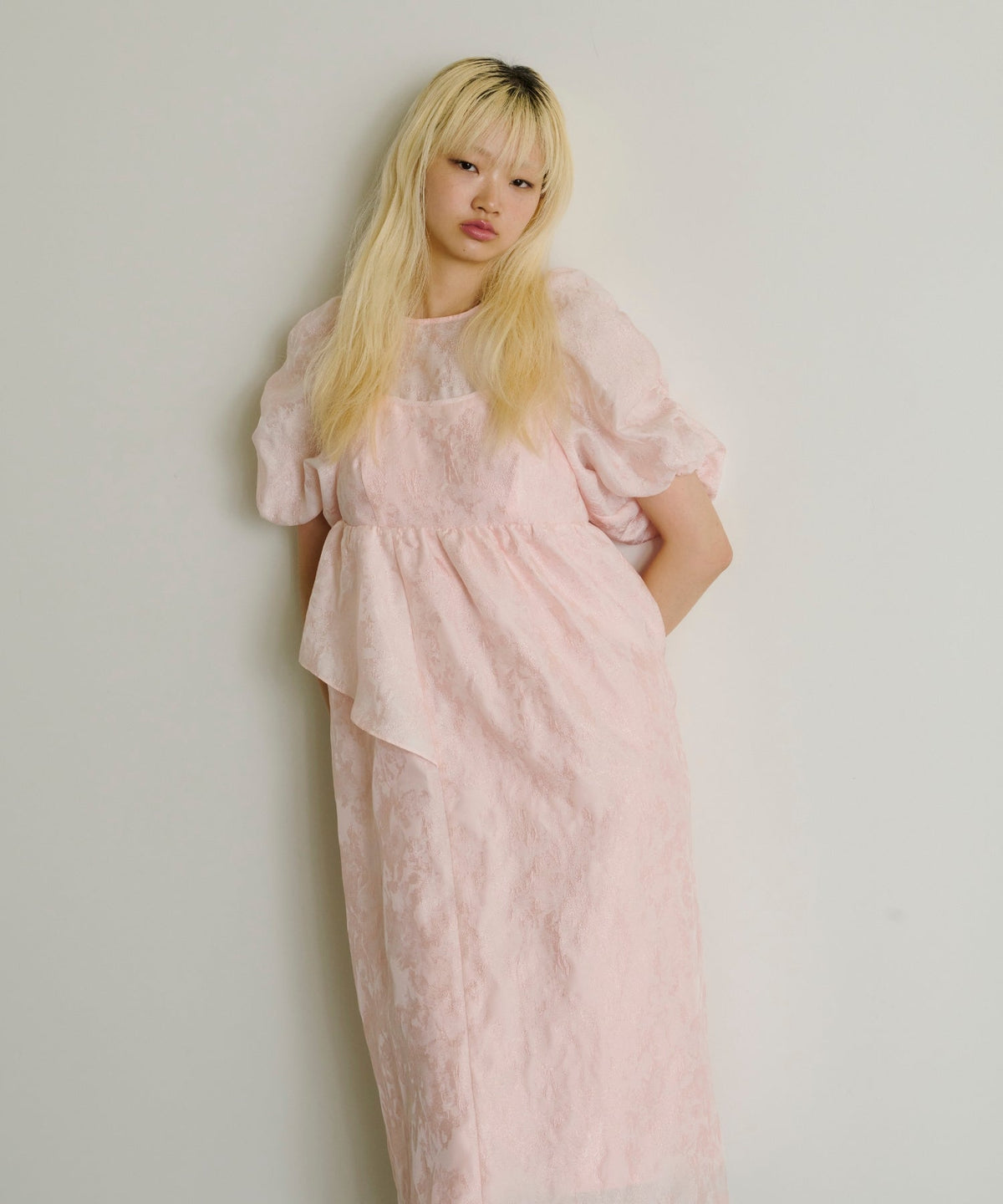【POPUP】BUBBLE SLEEVE JACQUARD DRESS