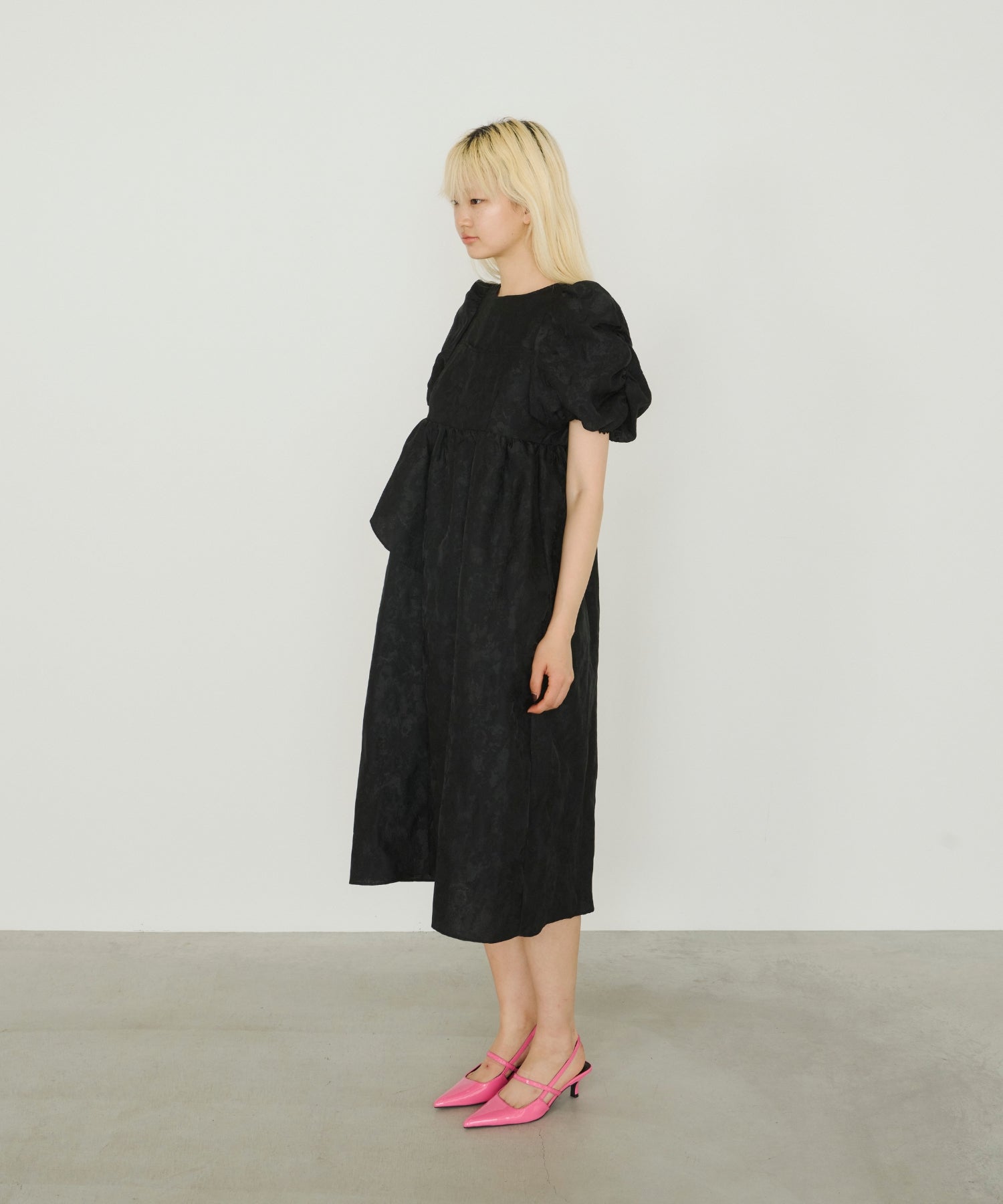 BUBBLE SLEEVE JACQUARD DRESS