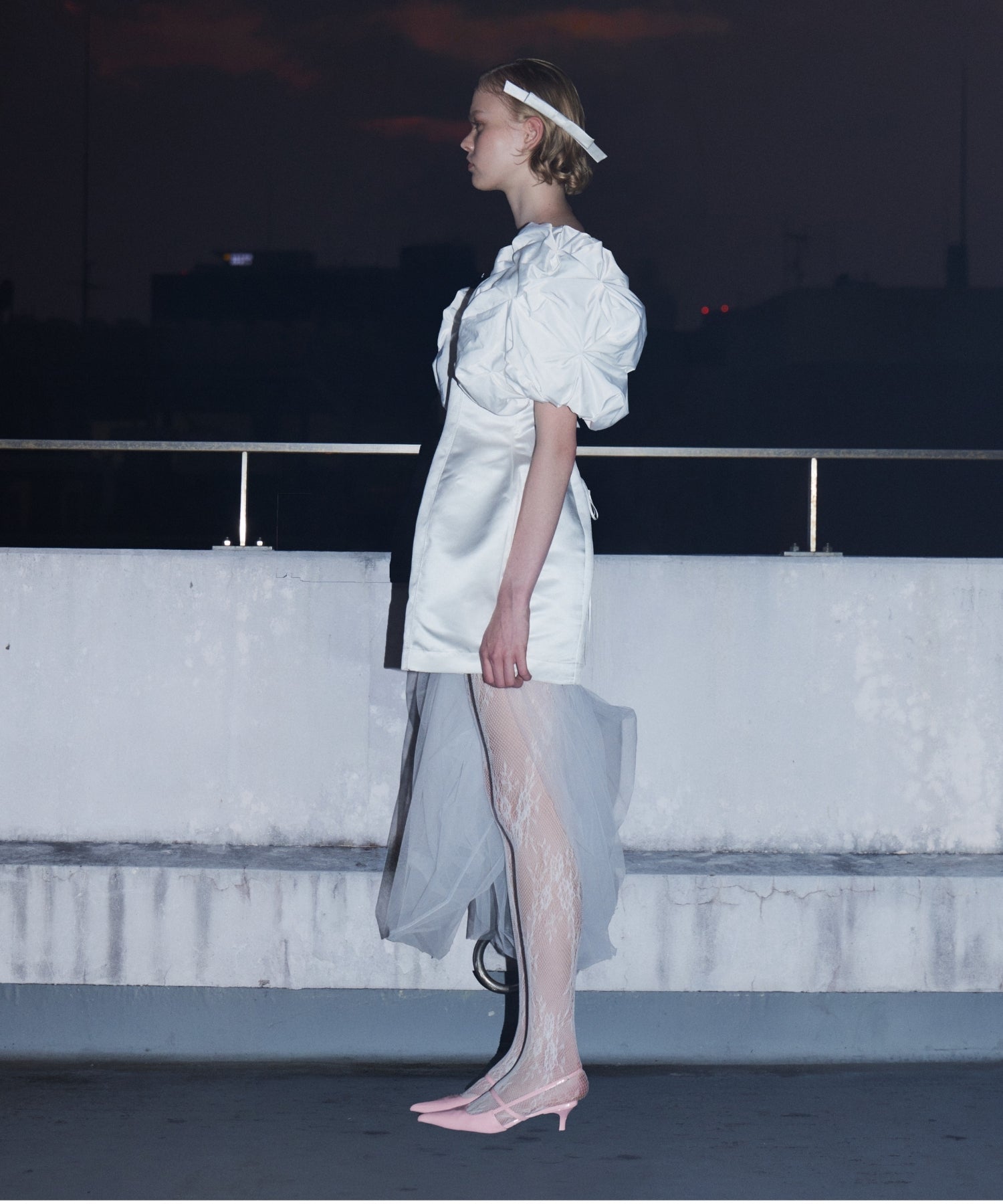 BLISS DRESS ホワイト 横全身