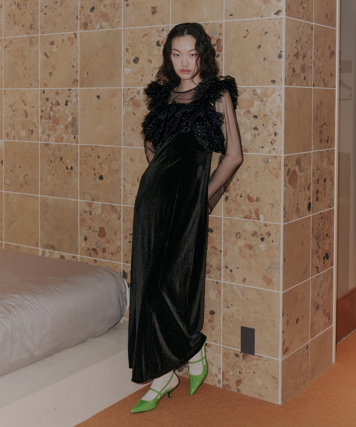 VOLUME RUFFLE LAYER DRESS