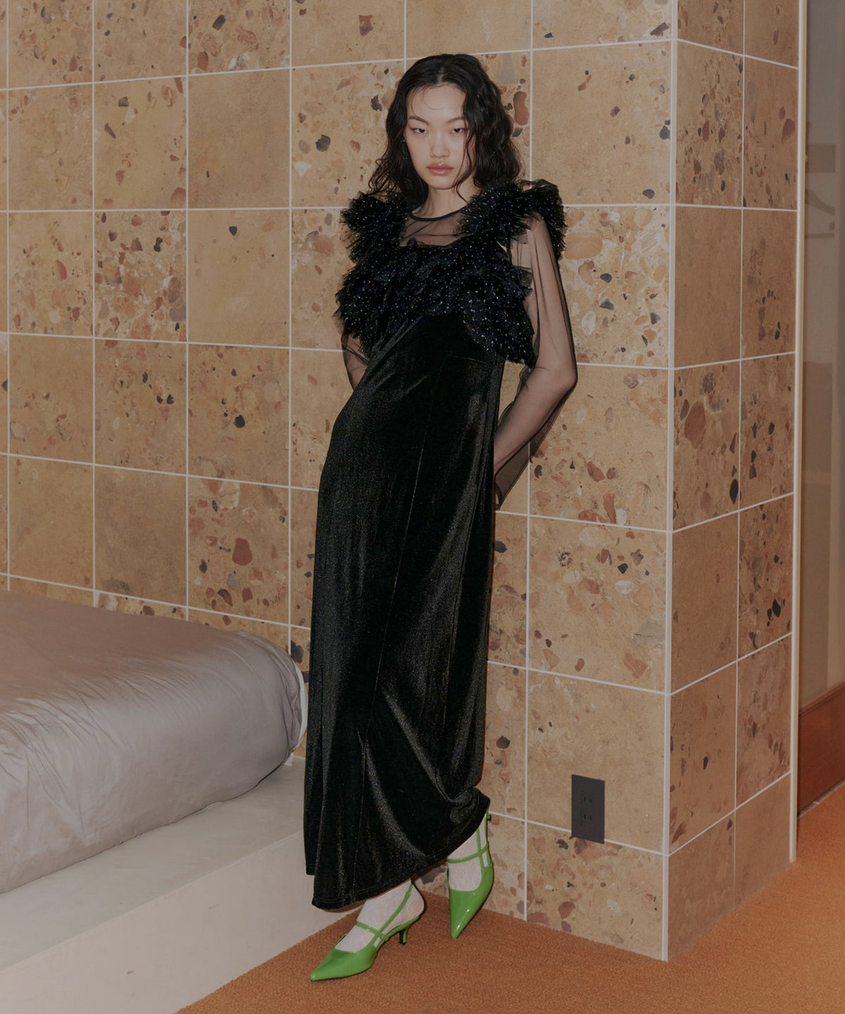 VOLUME RUFFLE LAYER DRESS