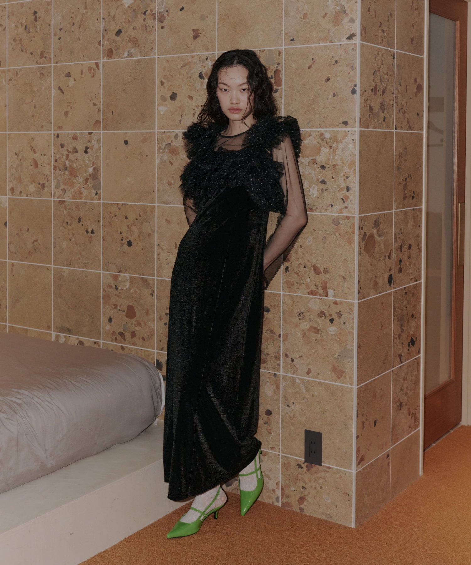 VOLUME RUFFLE LAYER DRESS