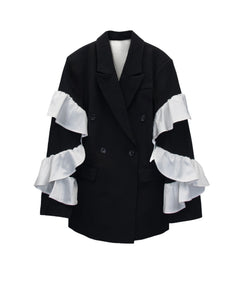 FRILL PEAKED LAPEL JACKET ブラック正面物撮り画像