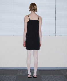 GRINT RIBBON MINI DRESS ブラック 背面全身