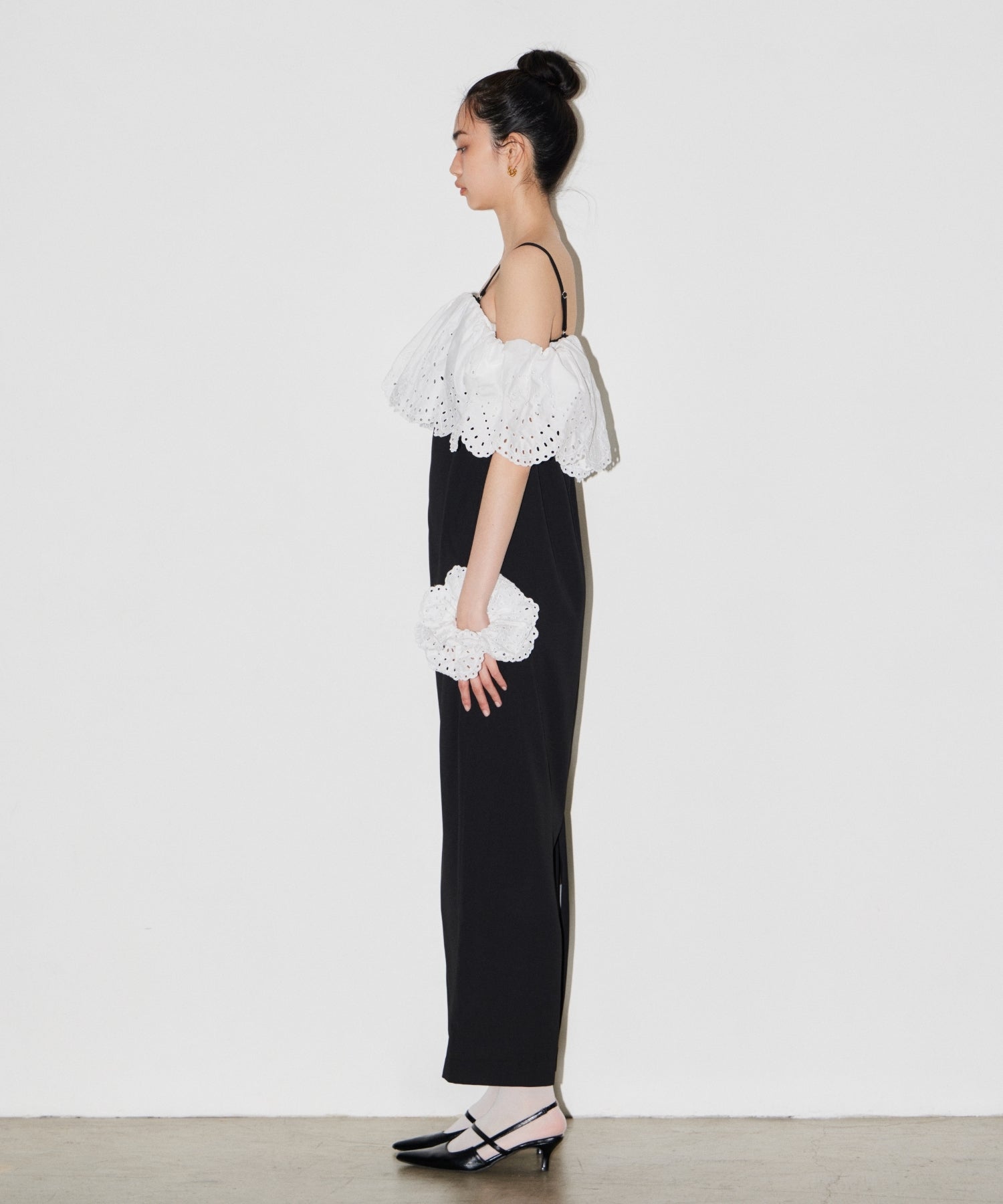 CUTWORK FRILL DRESS