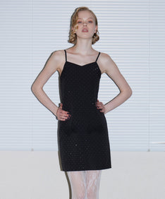 GRINT RIBBON MINI DRESS ブラック アップポーズ
