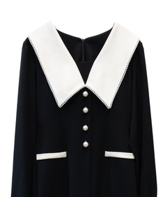 CONTRAST COLLAR DRESS ブラック 正面アップ物撮り画像