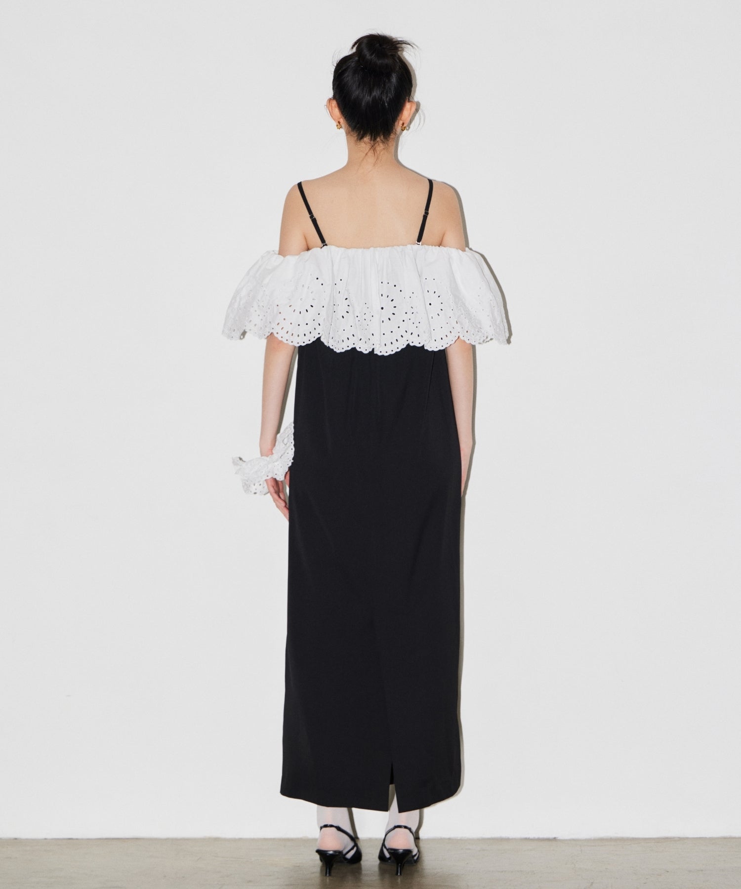 CUTWORK FRILL DRESS