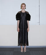 SPANGLE RUFFLE DRESS ブラック 正面全身