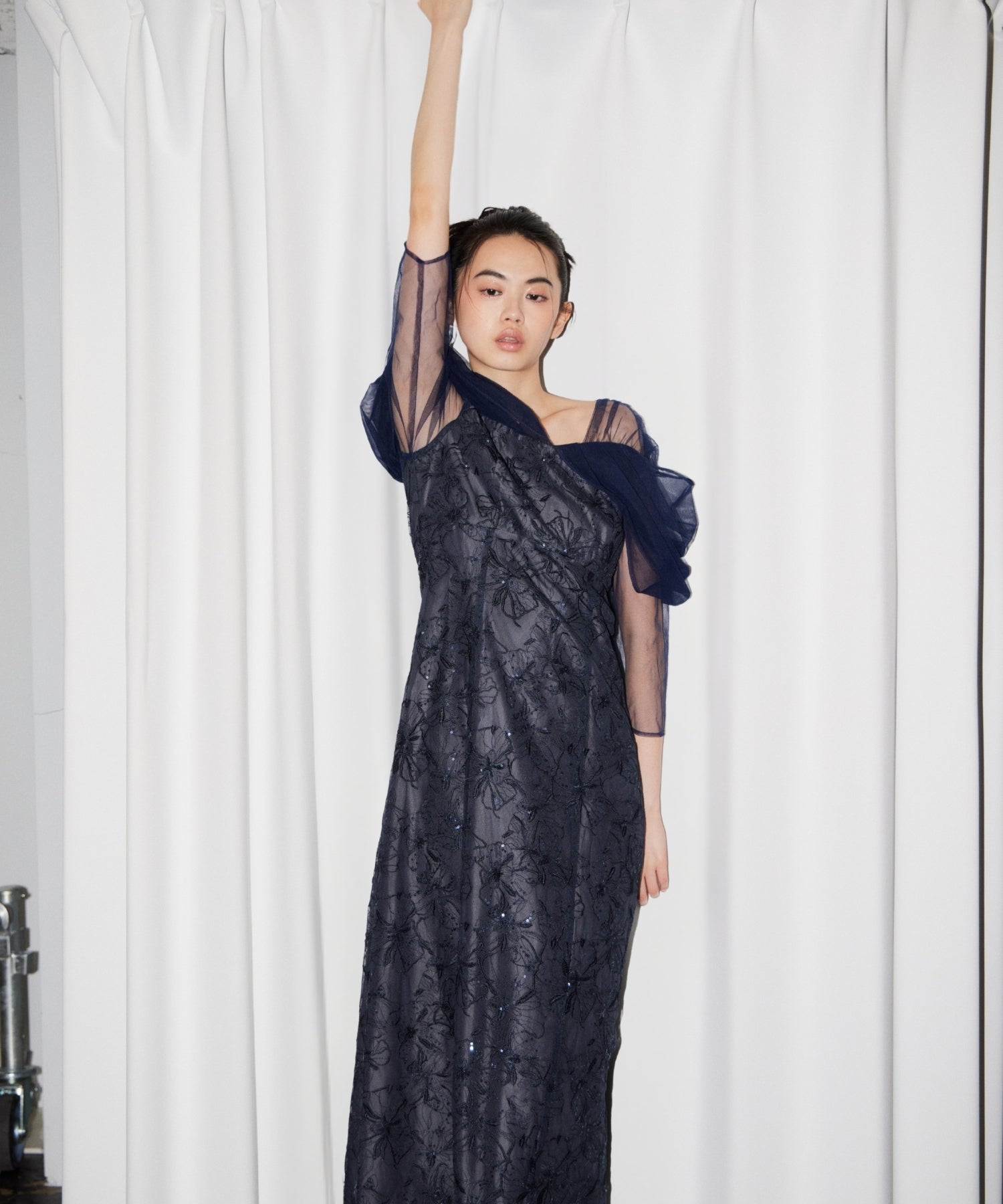 TULLE DRAPE SPANGLE DRESS