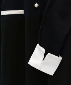 CONTRAST COLLAR DRESS ブラック アップ物撮り画像