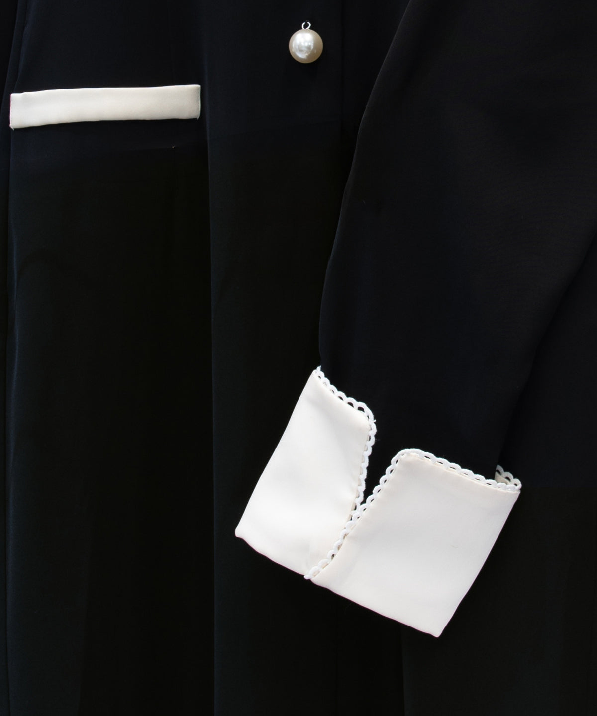 CONTRAST COLLAR DRESS ブラック アップ物撮り画像