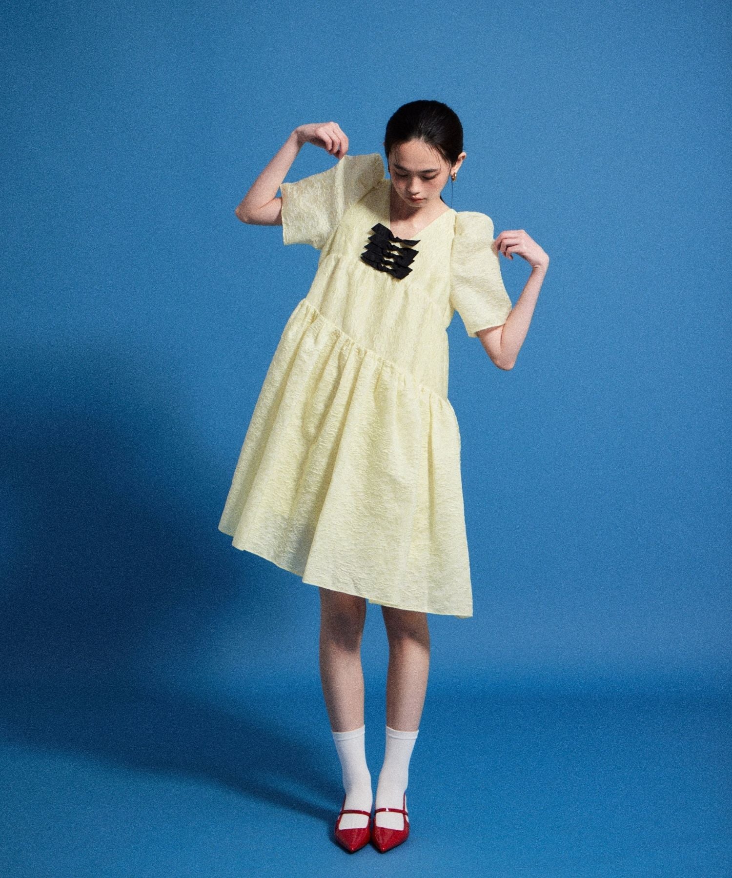 EDGE RIBBON MINI DRESS