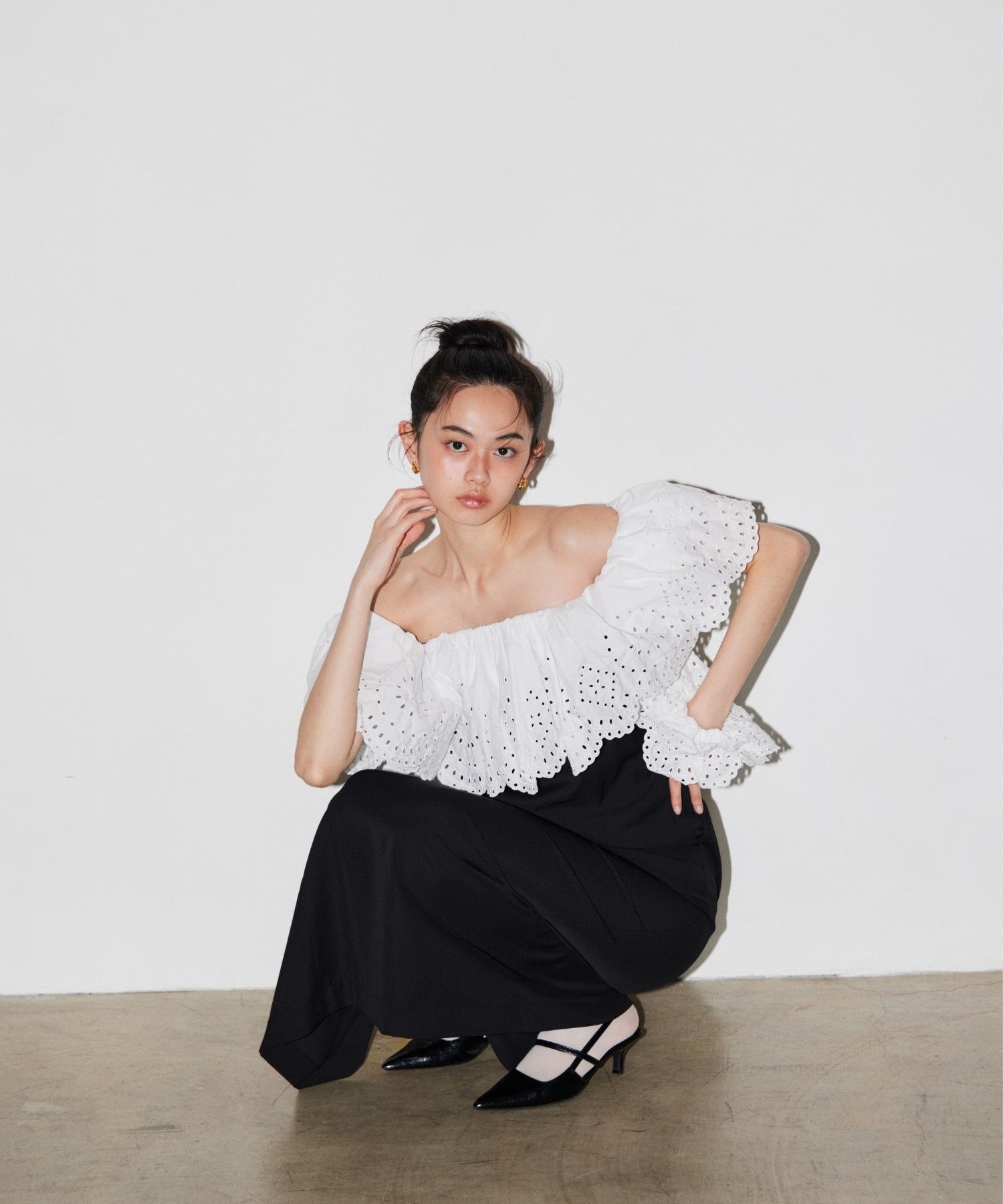 CUTWORK FRILL DRESS