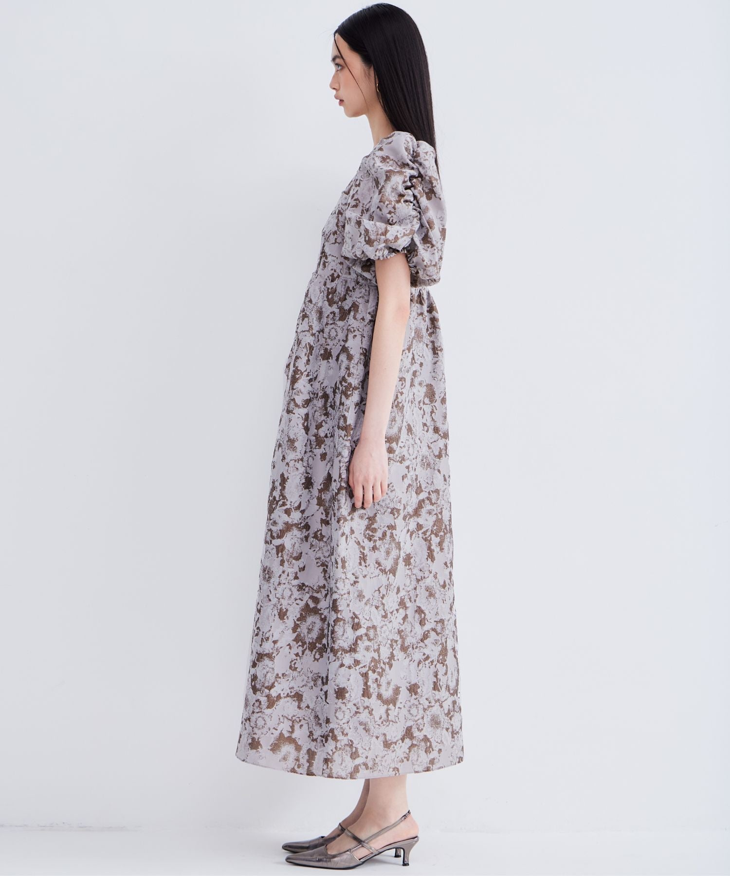 【POPUP】BUBBLE SLEEVE JACQUARD DRESS