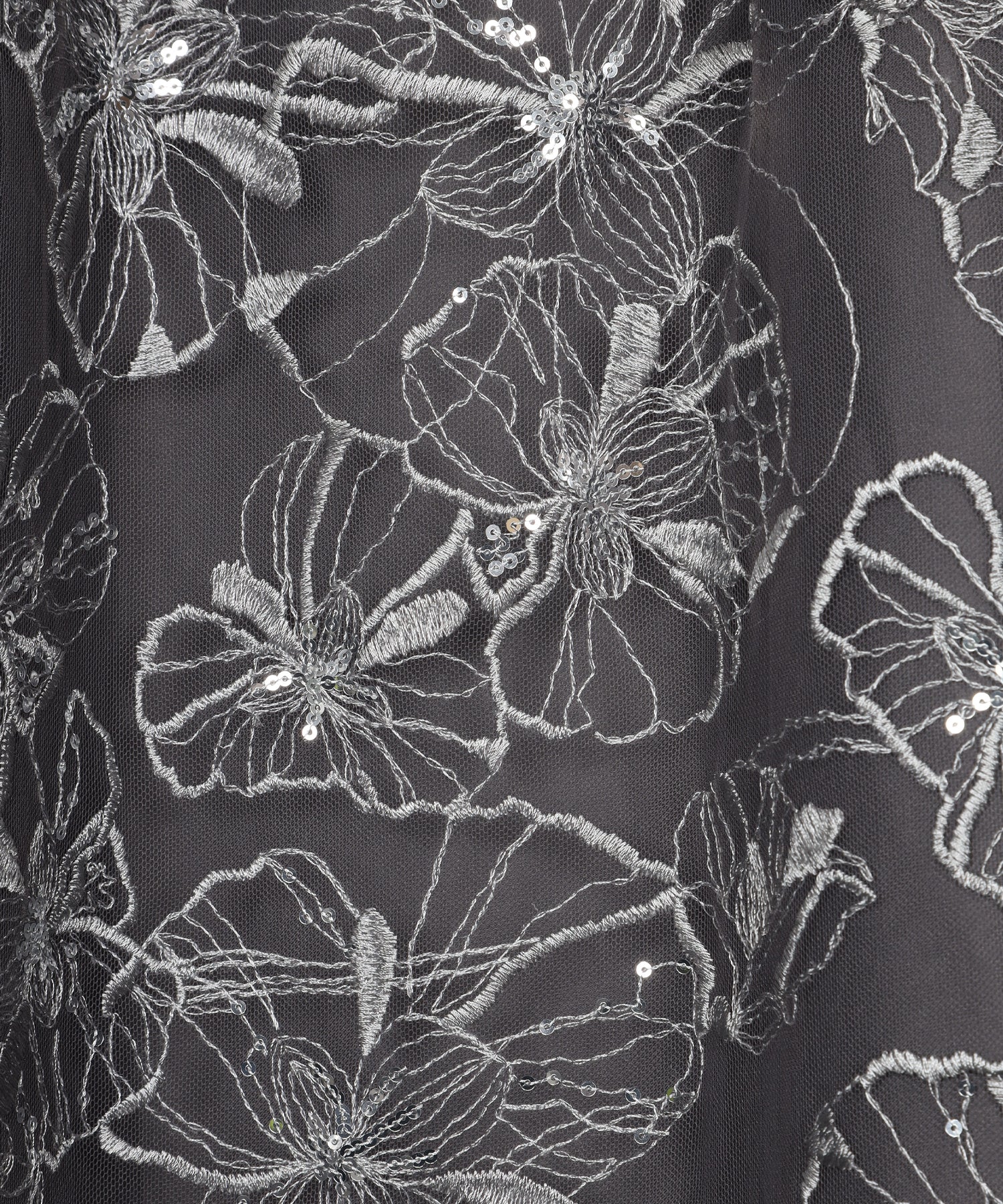 KEY NECK EMBROIDERY DRESS