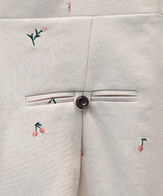 SIGNATURE EMBROIDERY ALL IN ONE アイボリー 素材アップ物撮り画像